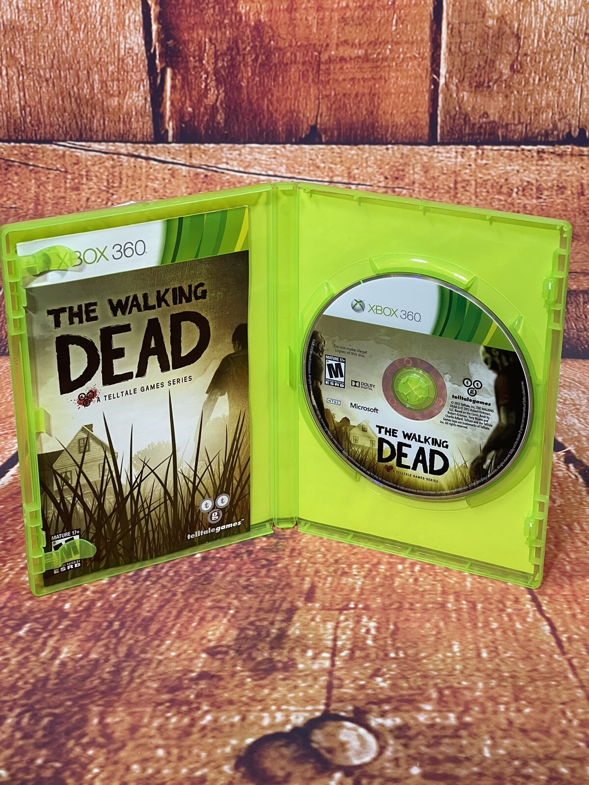The Walking Dead A Telltale Games Series Xbox 360 Complete w/ Manual CIB TESTED