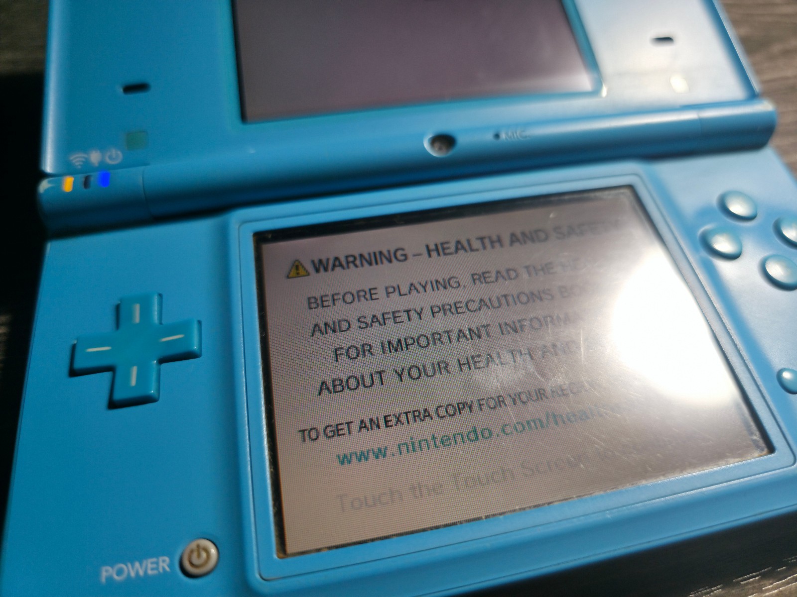 Nintendo DSi Light Blue Handheld Console System Only TESTED (SCREEN SCRATCHES)