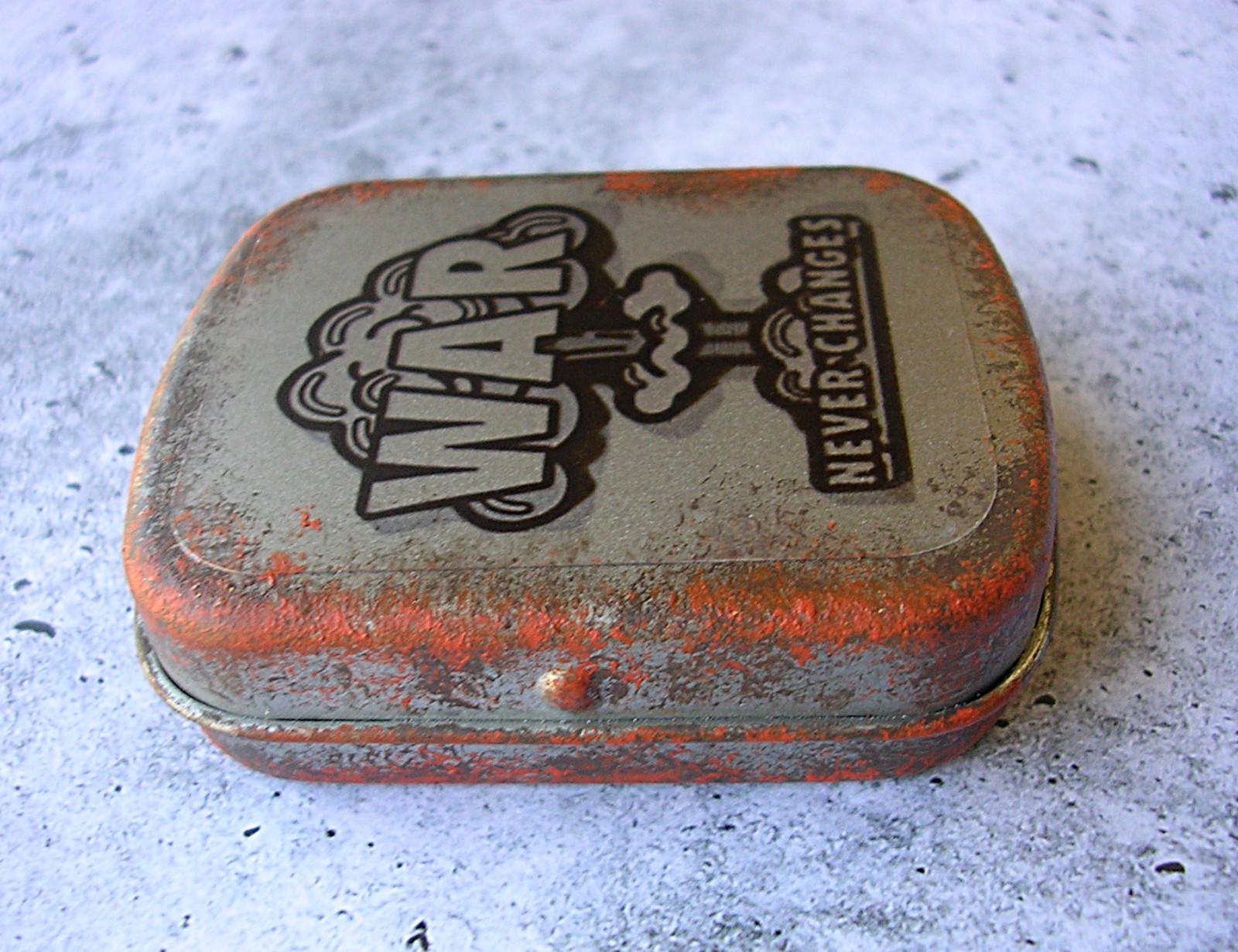 Brotherhood of Steel Dog tag and tin War Never Changes ” Rusty Cosplay Prop