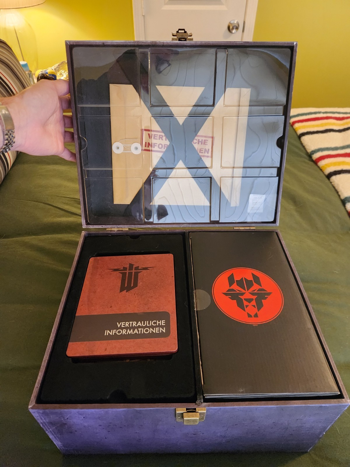 WOLFENSTEIN: THE NEW ORDER PANZERHUND EDITION, LE 3888/5000 MINT.