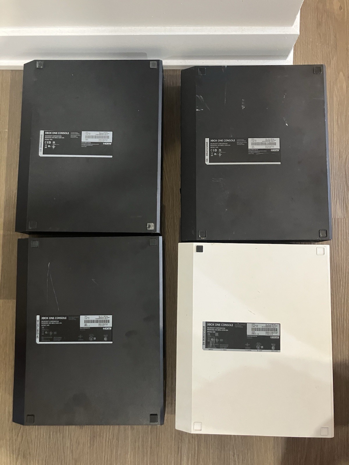 Lot of 4 Original Xbox One 500GB Black Consoles For Parts or Repair