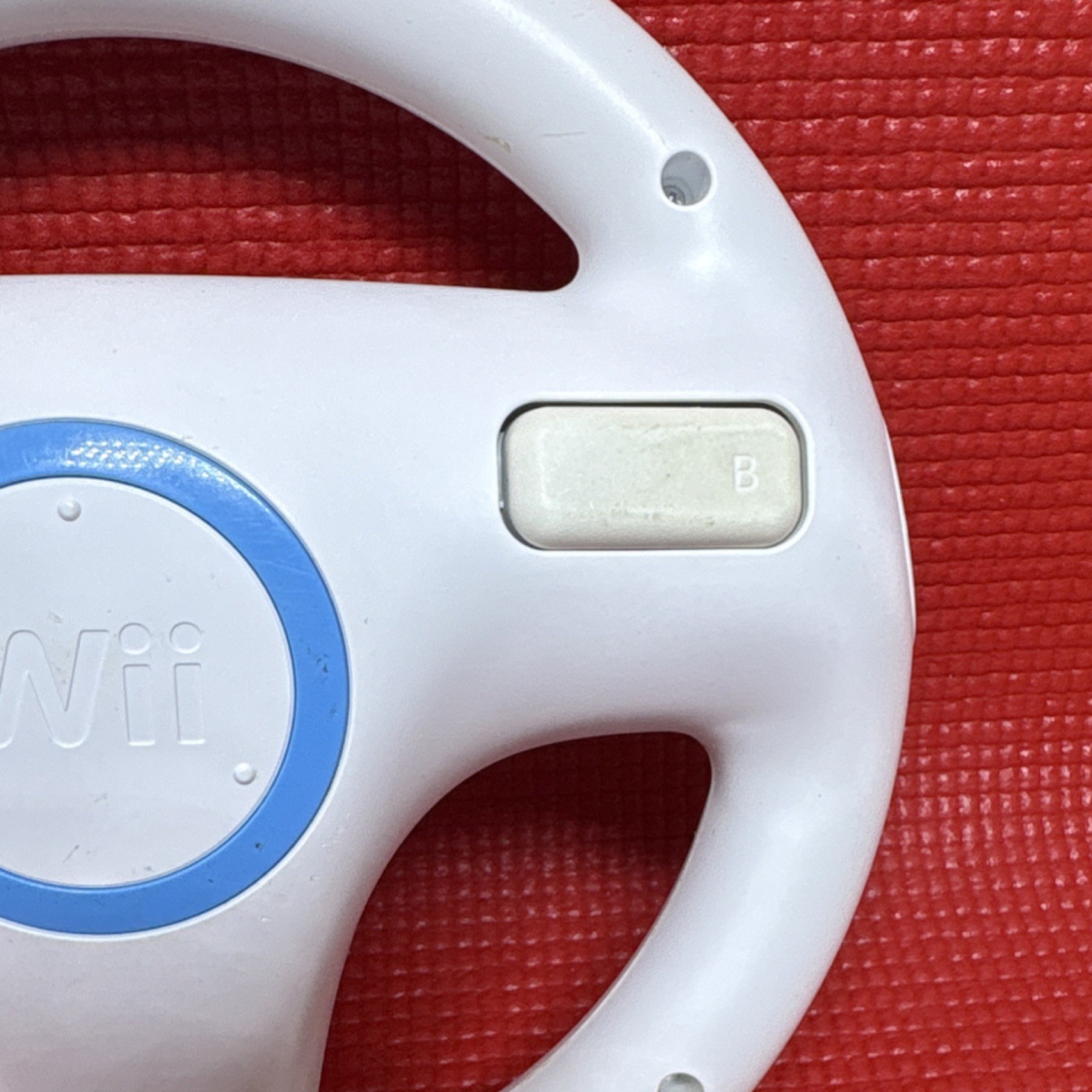 Nintendo Wii Wheel Steering Accessory RVL-024 White Blue B Button Controller