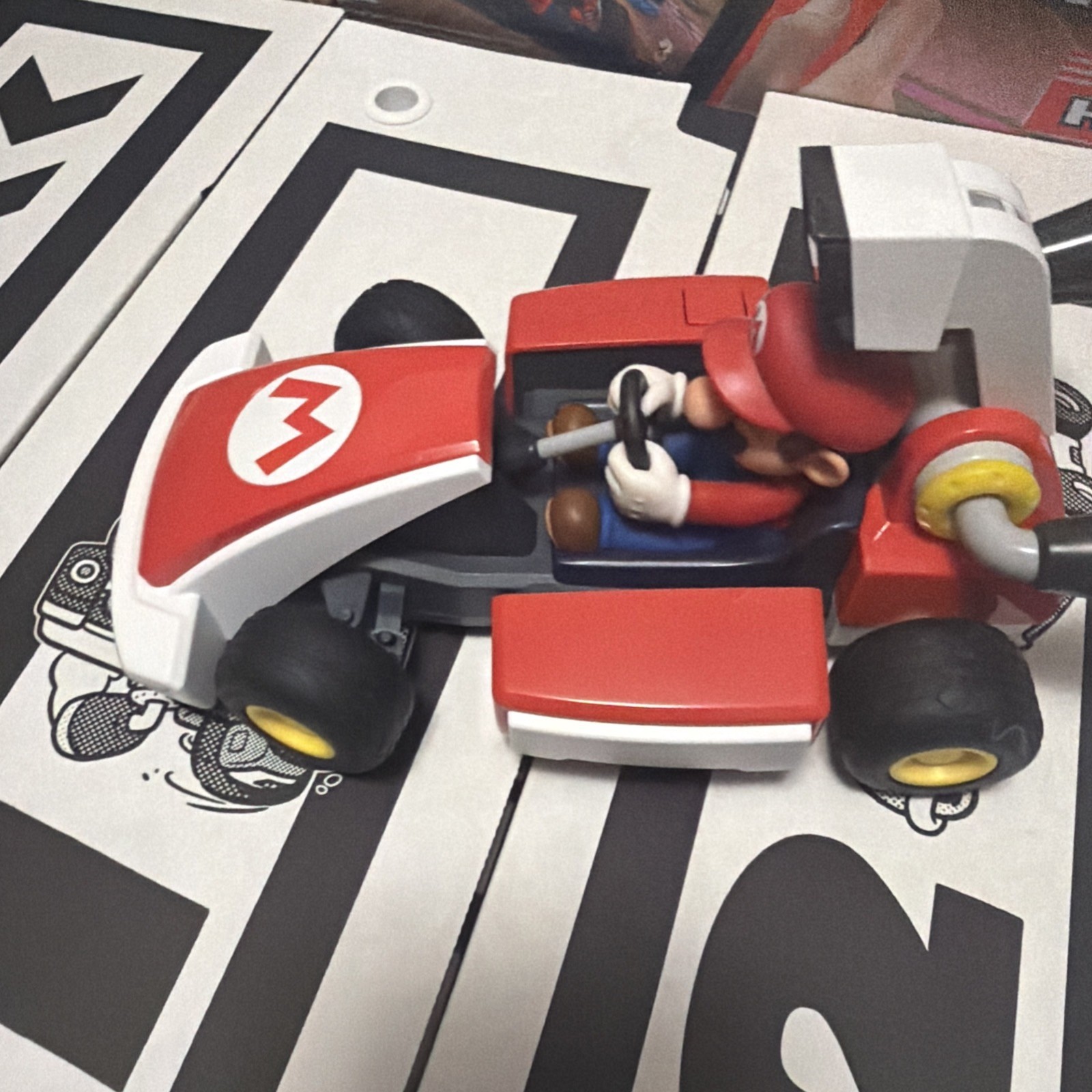 Mario Kart Live: Home Circuit -Mario Set – All Items Included