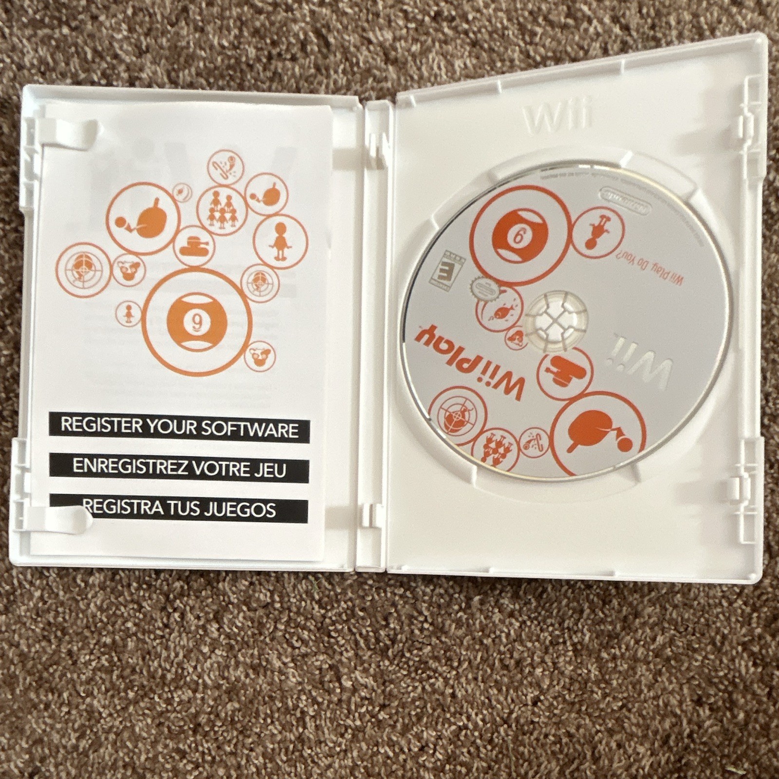 Nintendo Wii Play Multiplayer Party/Compilation E Everyone NTSC-U/C 2006 Wii