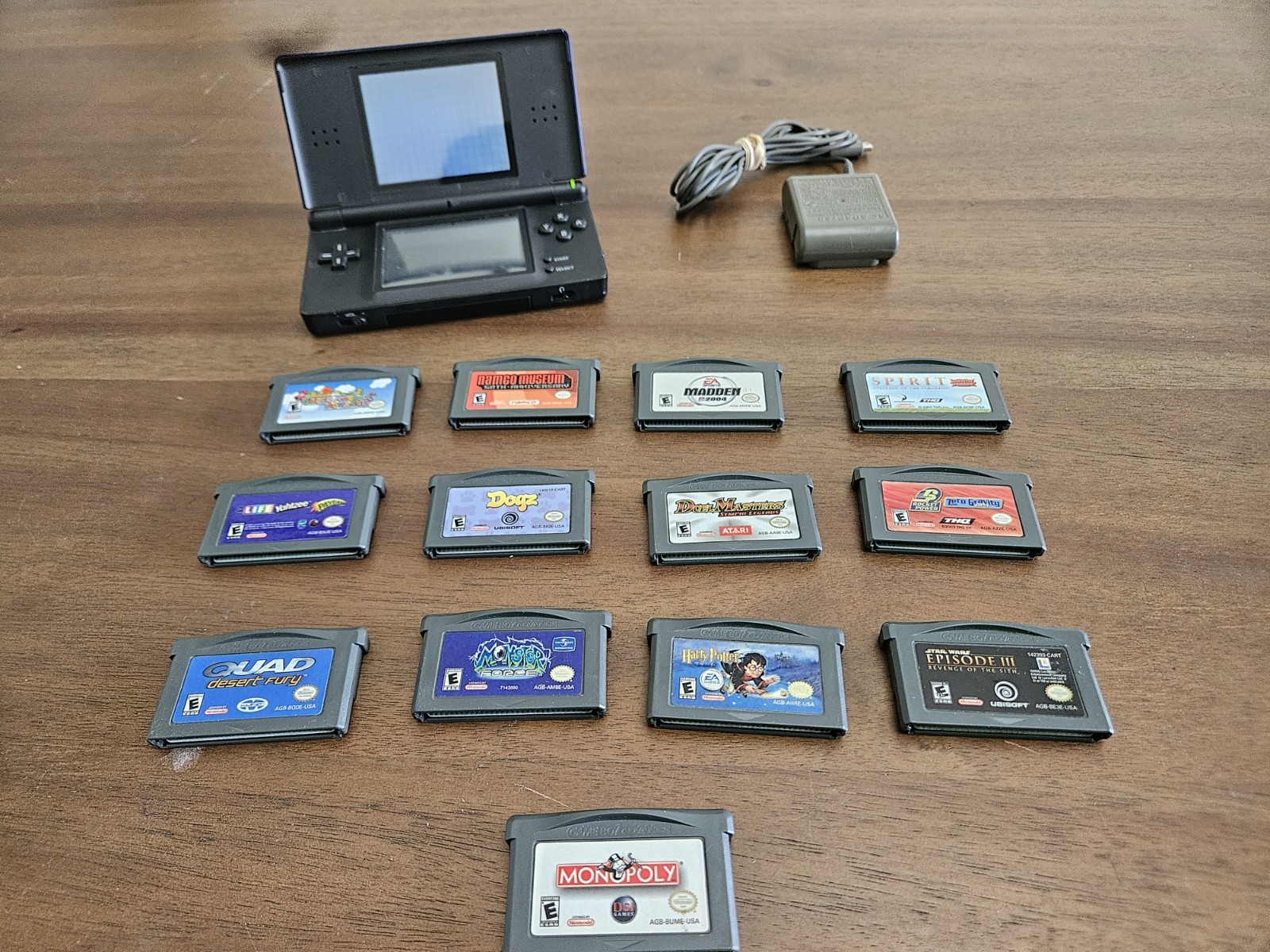 Nintendo DS Lite Blue Console Bubdle W/Charger & 13 GBA Game Cartridges *Tested