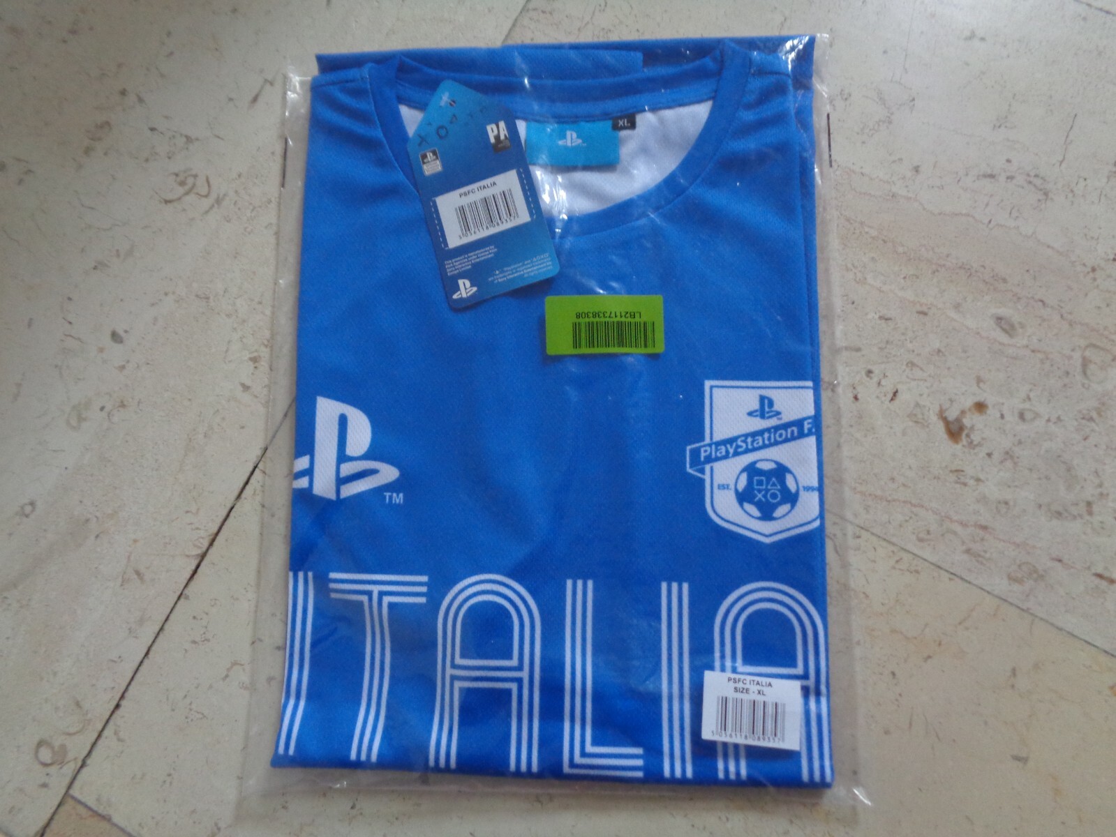 ITALIA – ITALY soccer football official PLAYSTATION merch *new* T-Shirt Size XL