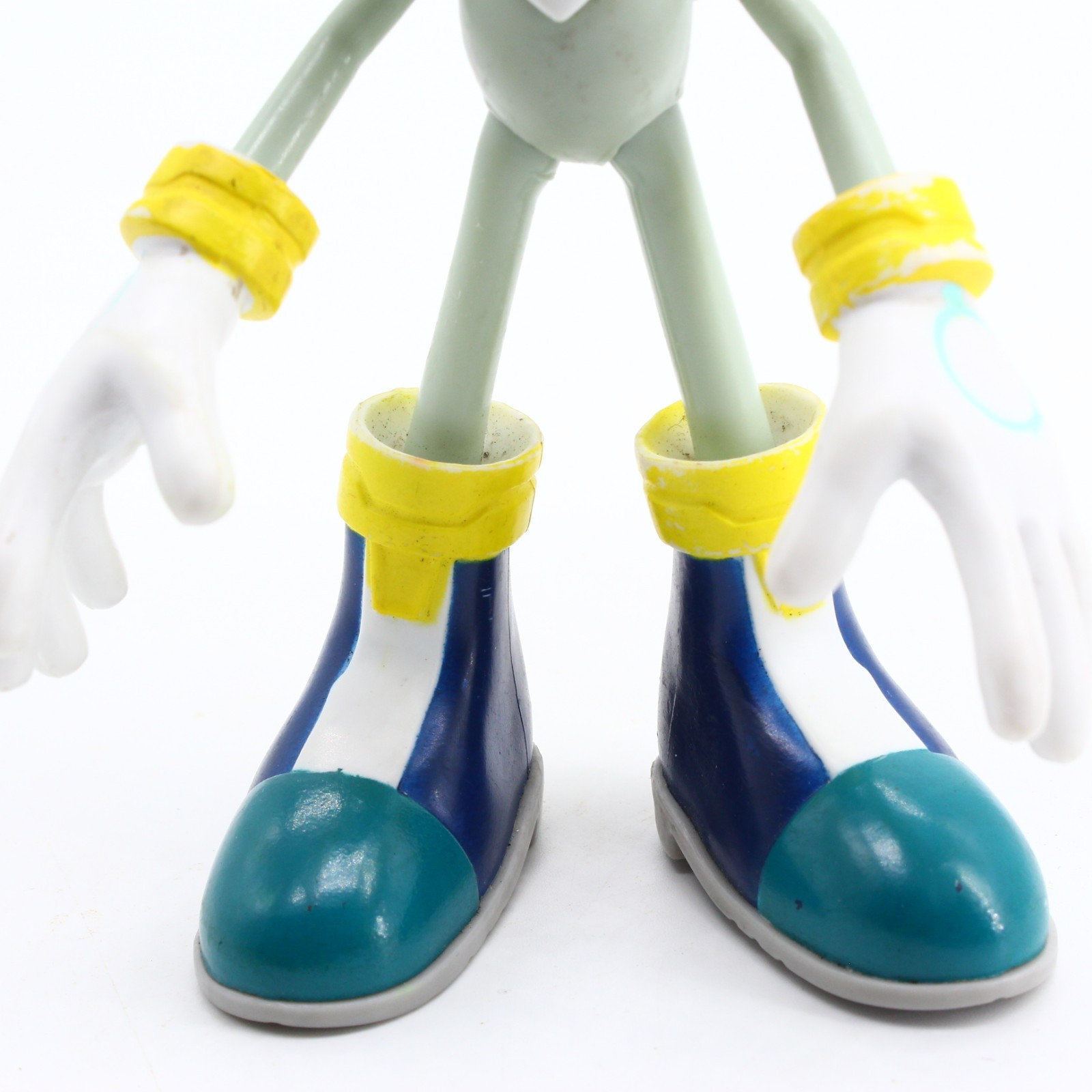 Jazwares Sonic the Hedgehog Silver 7” Super Poser Variant Figure – 2-Piece Head