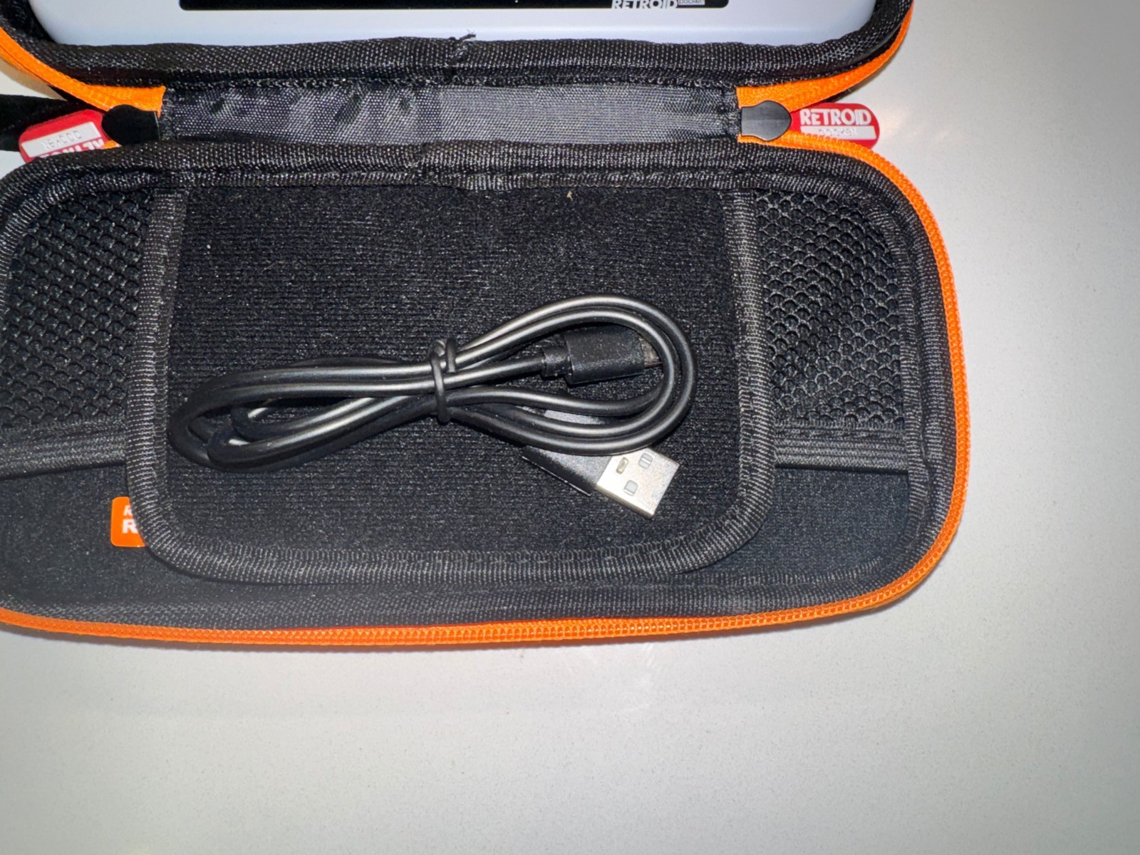 Retroid Pocket 3 plus w/ Official Grip, two different cases, extras (Very Good)