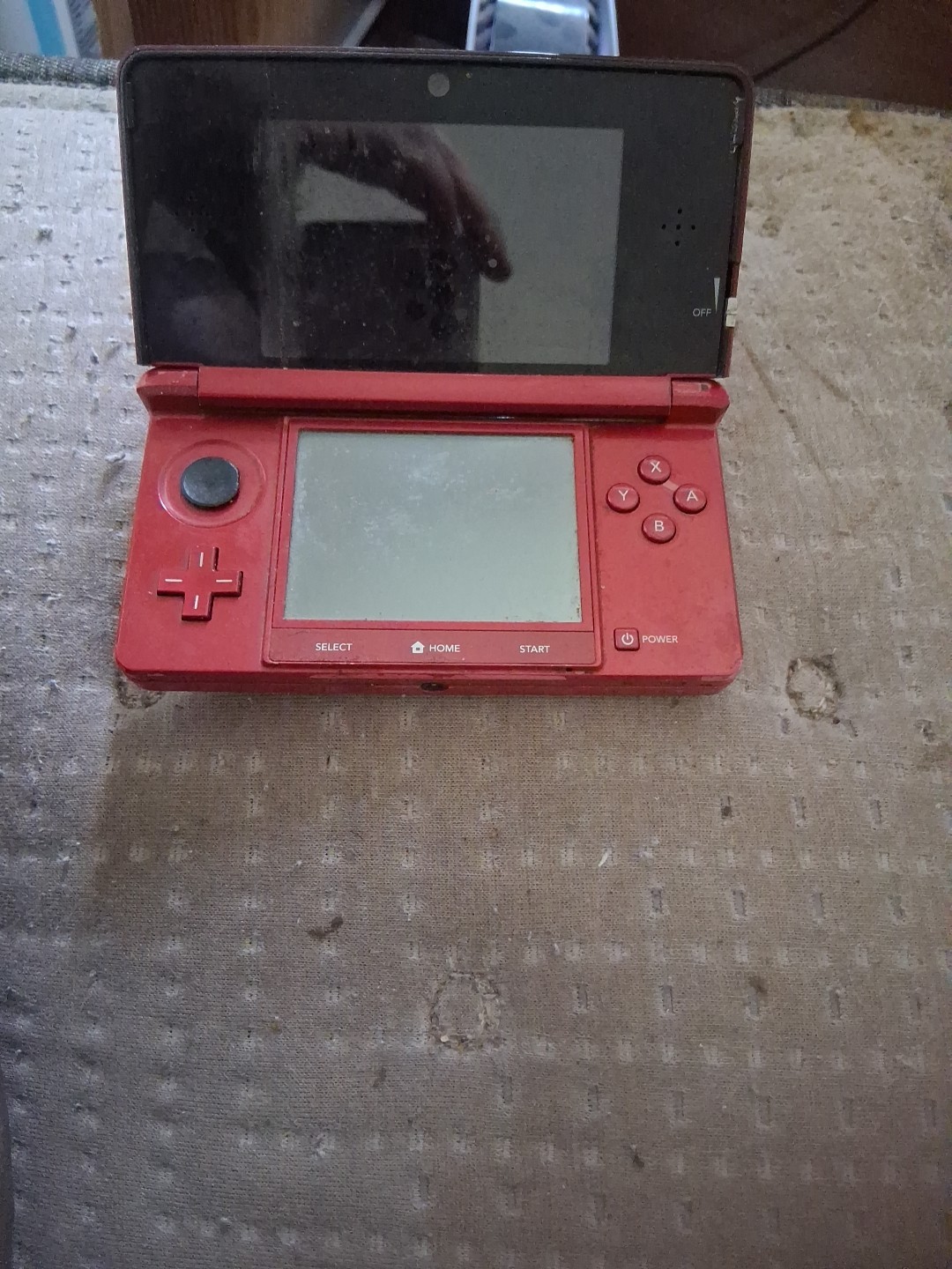 Nintendo 3DS Handheld System – Flame Red