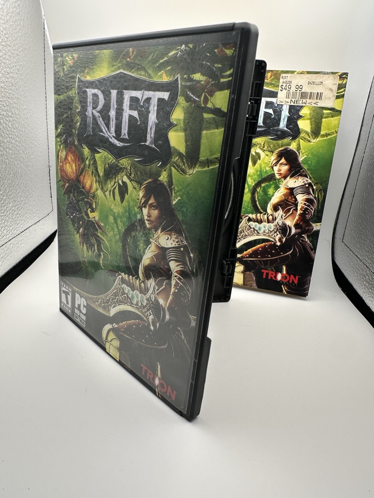 RIFT PC 2011 COMPUTER GAME for PC Complete