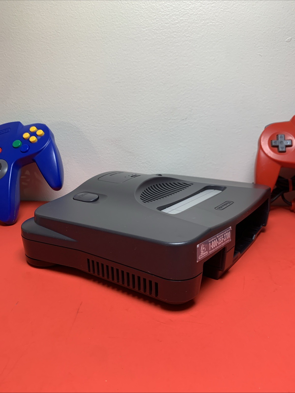 96 Nintendo 64 Console w/ 2 Controllers Red & Blue & 2 Rumble Pak Packs