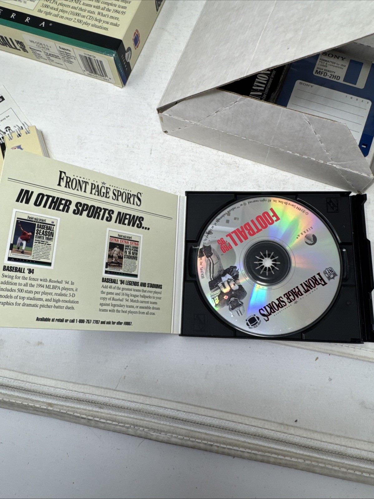Front Page Sports Football Pro 95 Hits The Gridiron PC CD-Rom 1995 BIG BOX
