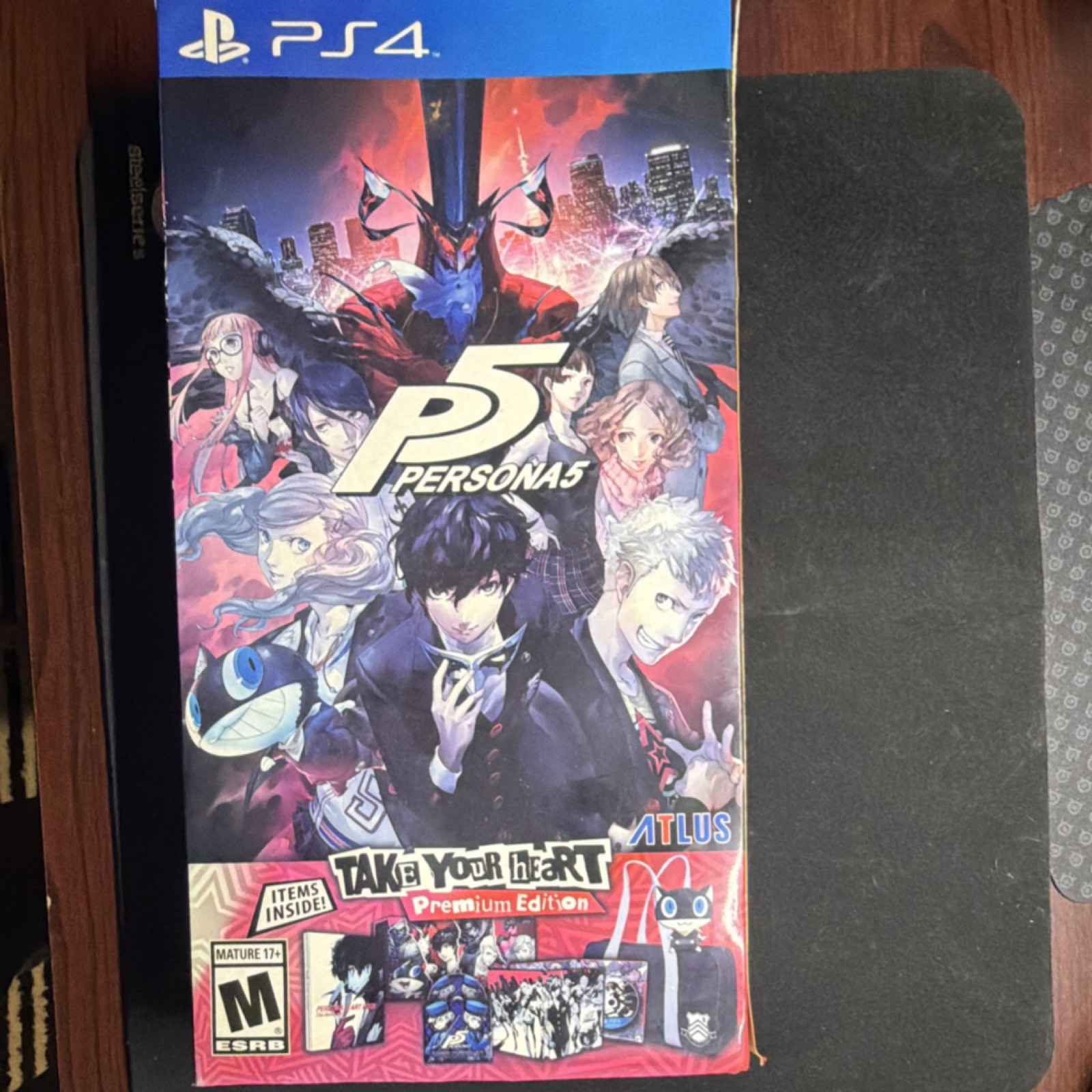 Atlus Persona 5 Take Your Heart Premium Edition PS4 w/ Art Book & Plush