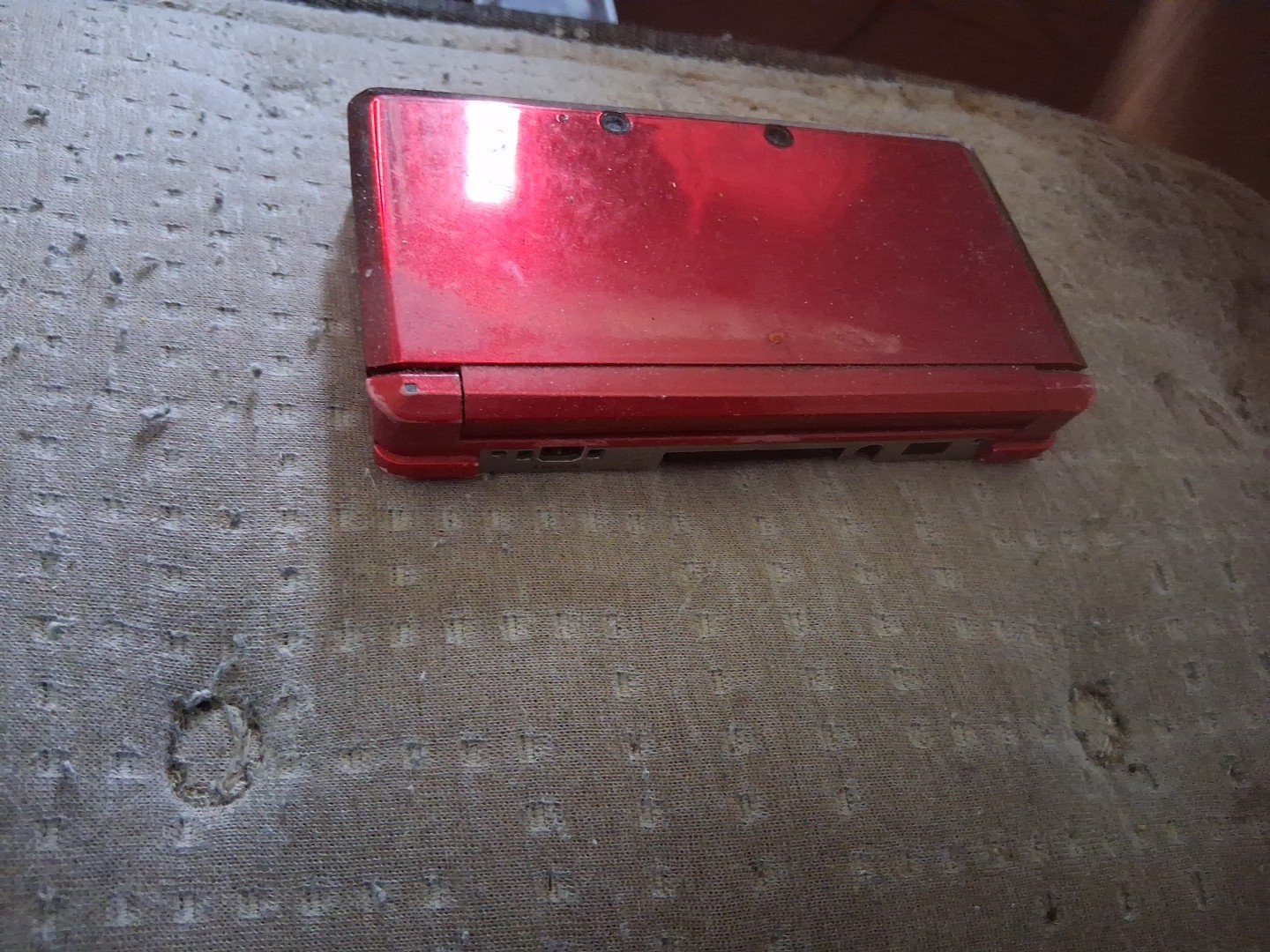 Nintendo 3DS Handheld System – Flame Red