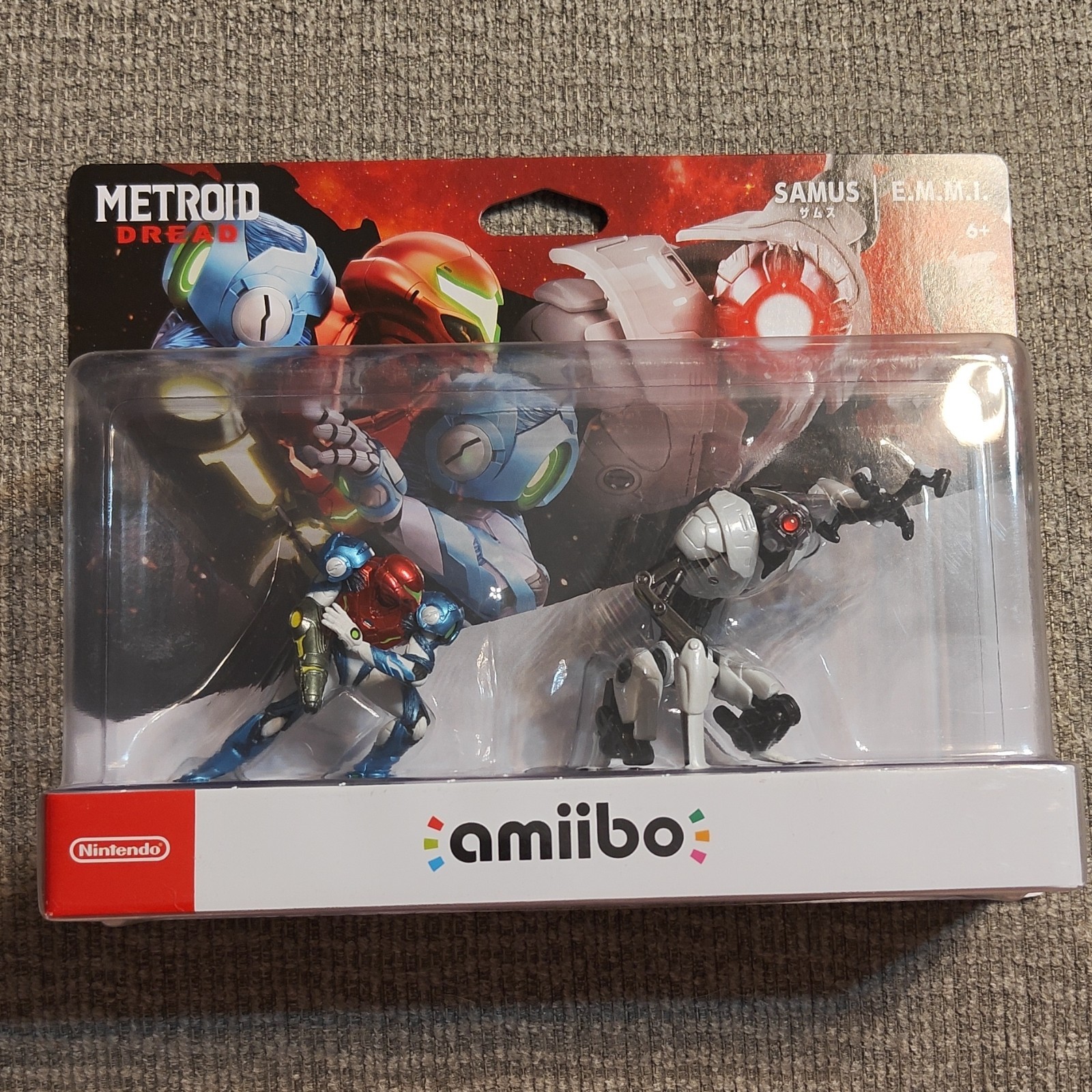 Nintendo amiibo Metroid Dread Samus & E.M.M.I. 2-Pack Figures