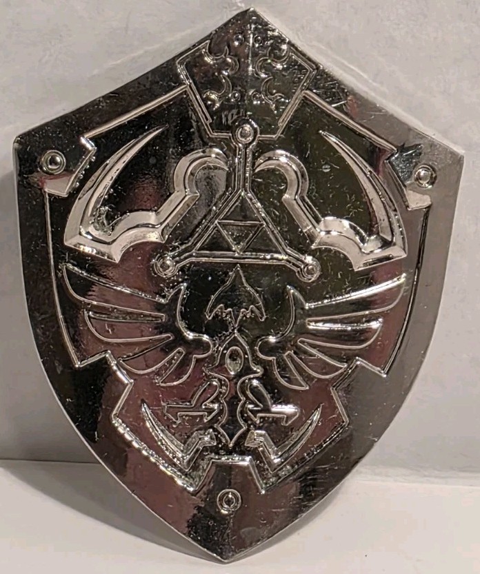 The Legend Of Zelda Twilight Princess Belt Buckle Nintendo 2009 Hyrule Shield