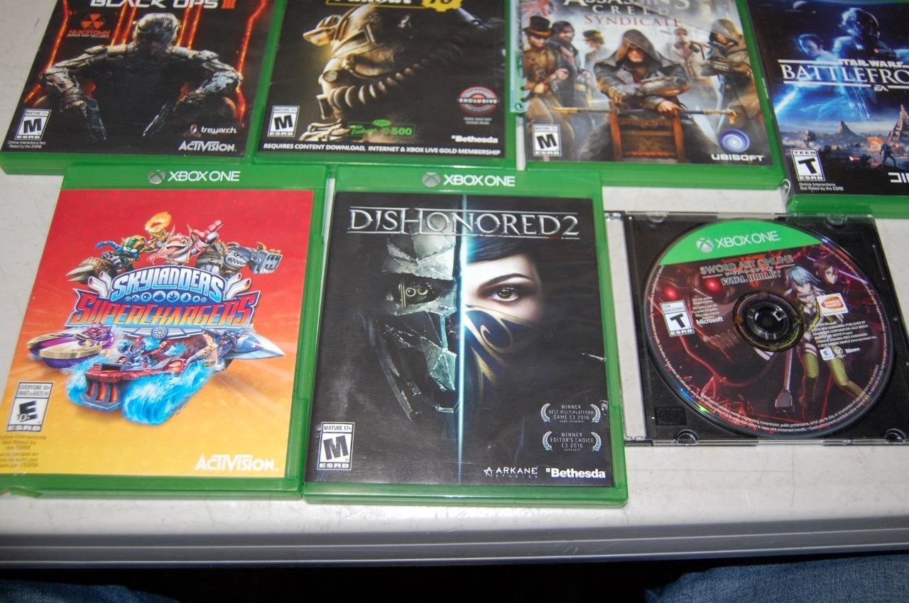 Microsoft XBOX ONE (11) Game Lot: Creed Syndicate, Dishonored 1&2, Fallout 76++