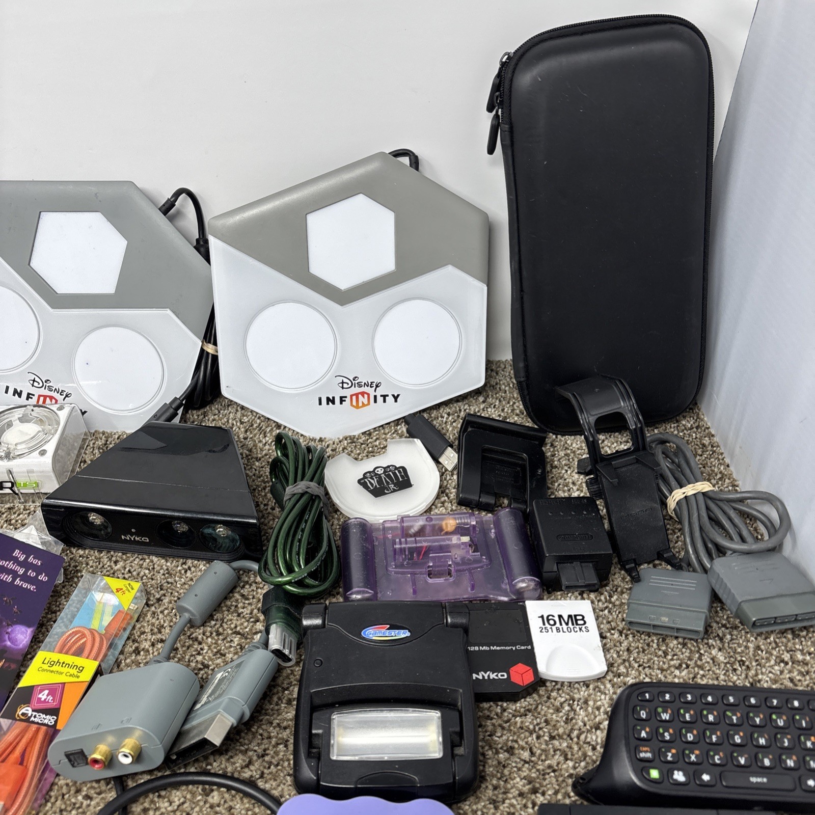 Video Game Random Cables And Accessories Lot UNTESTED
