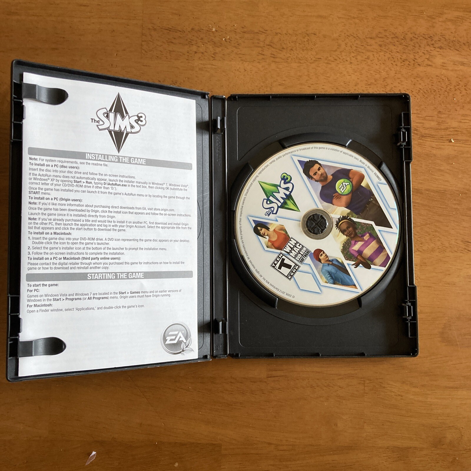 The Sims 3 plus Expansion Pack Lot Medieval High-End Loft Pets