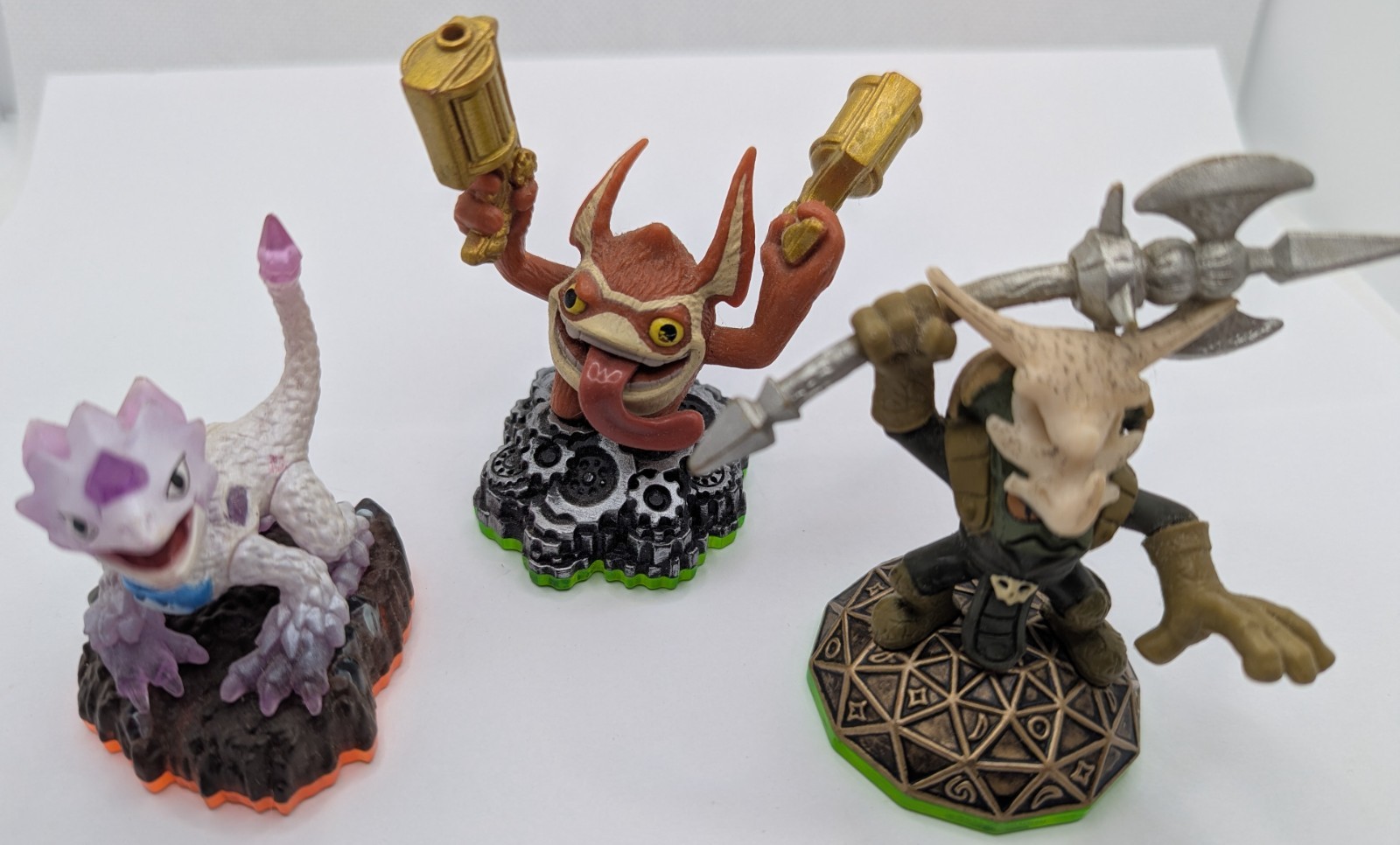 Skylanders Lot 20 Figures plus USB Portal | Giants, Spyro, Ghost Roaster & More!