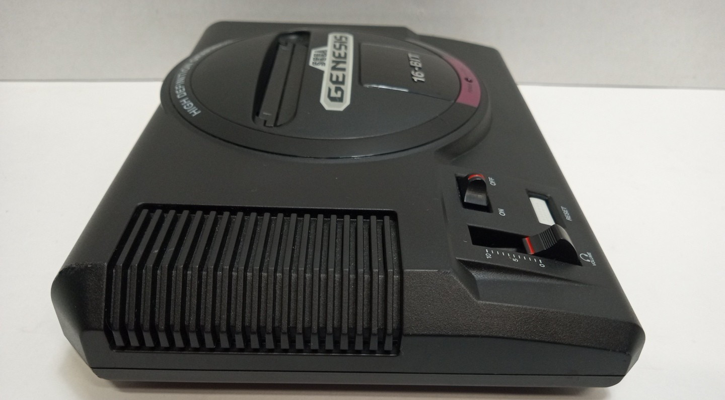 Sega Genesis Mini 960+ Games Sega CD Sega 32X & NEW 8BitDo Wireless M30 Gamepad