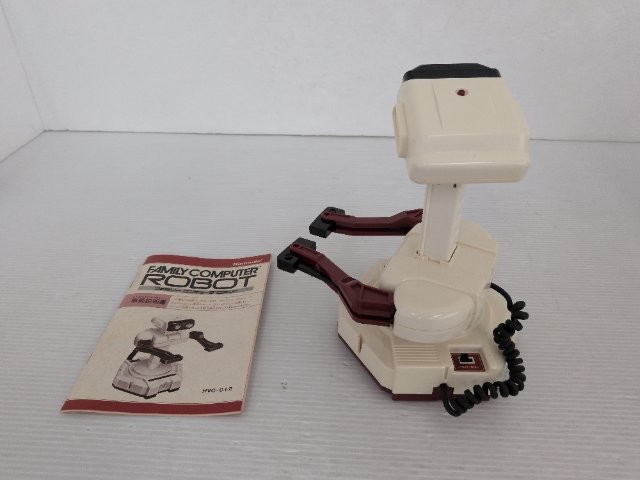 Family Computer Robot (HVC-012) Famicom/NES JP GAME. 9000025690416