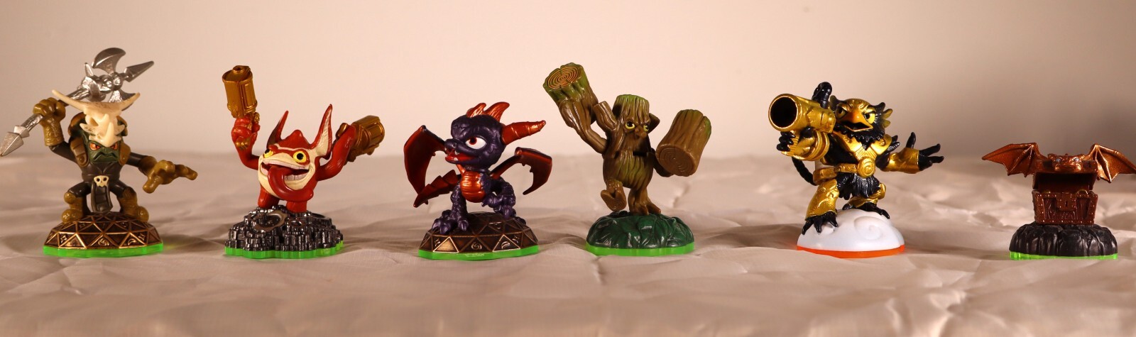 Huge Lot of 29 Skylanders Figures for Wii – Rare & Popular Characters Included!