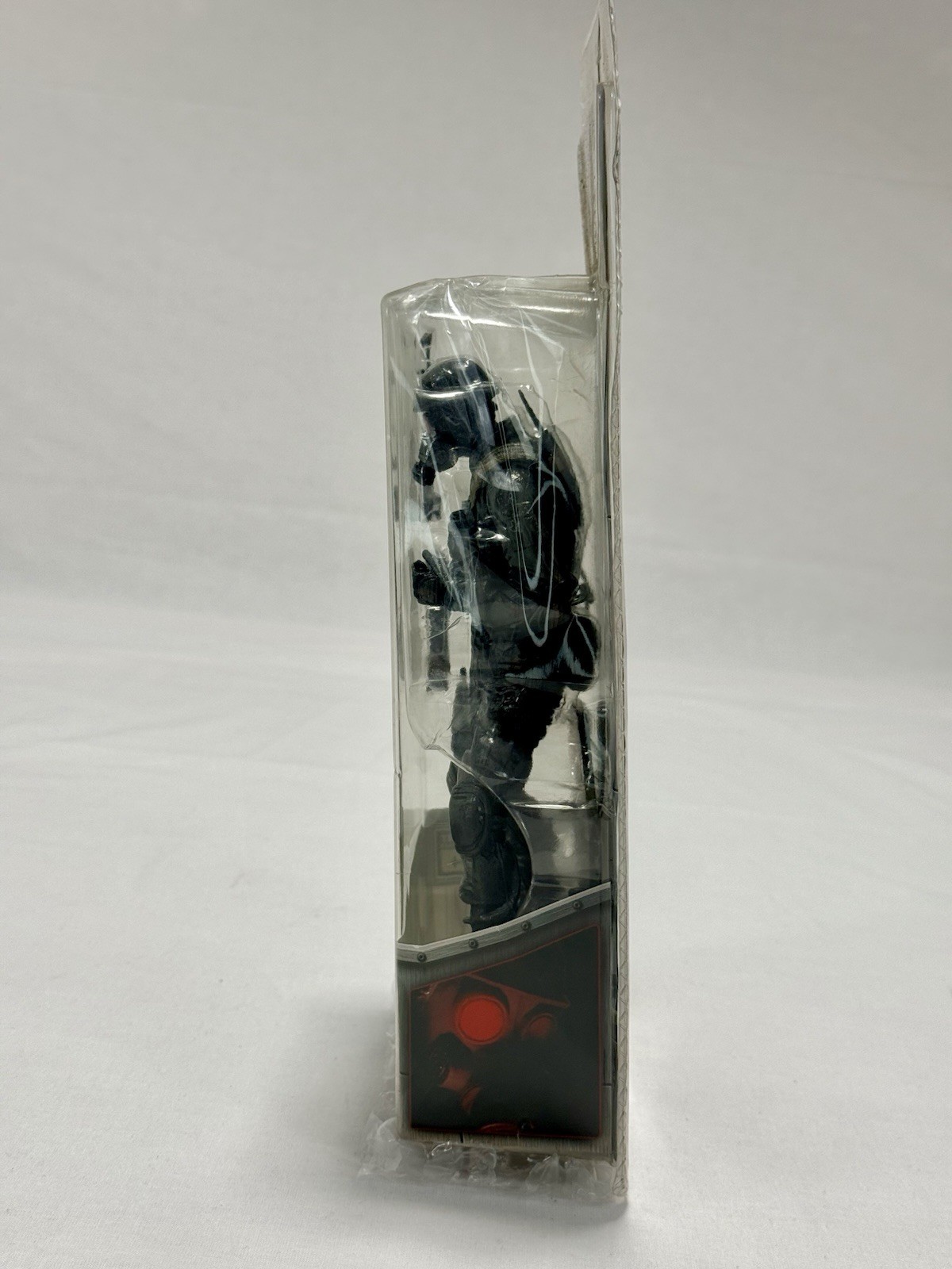NECA Resident Evil 10th Anniversary Series 1 Hunk 7” Figure Box Wear Fast Shippi