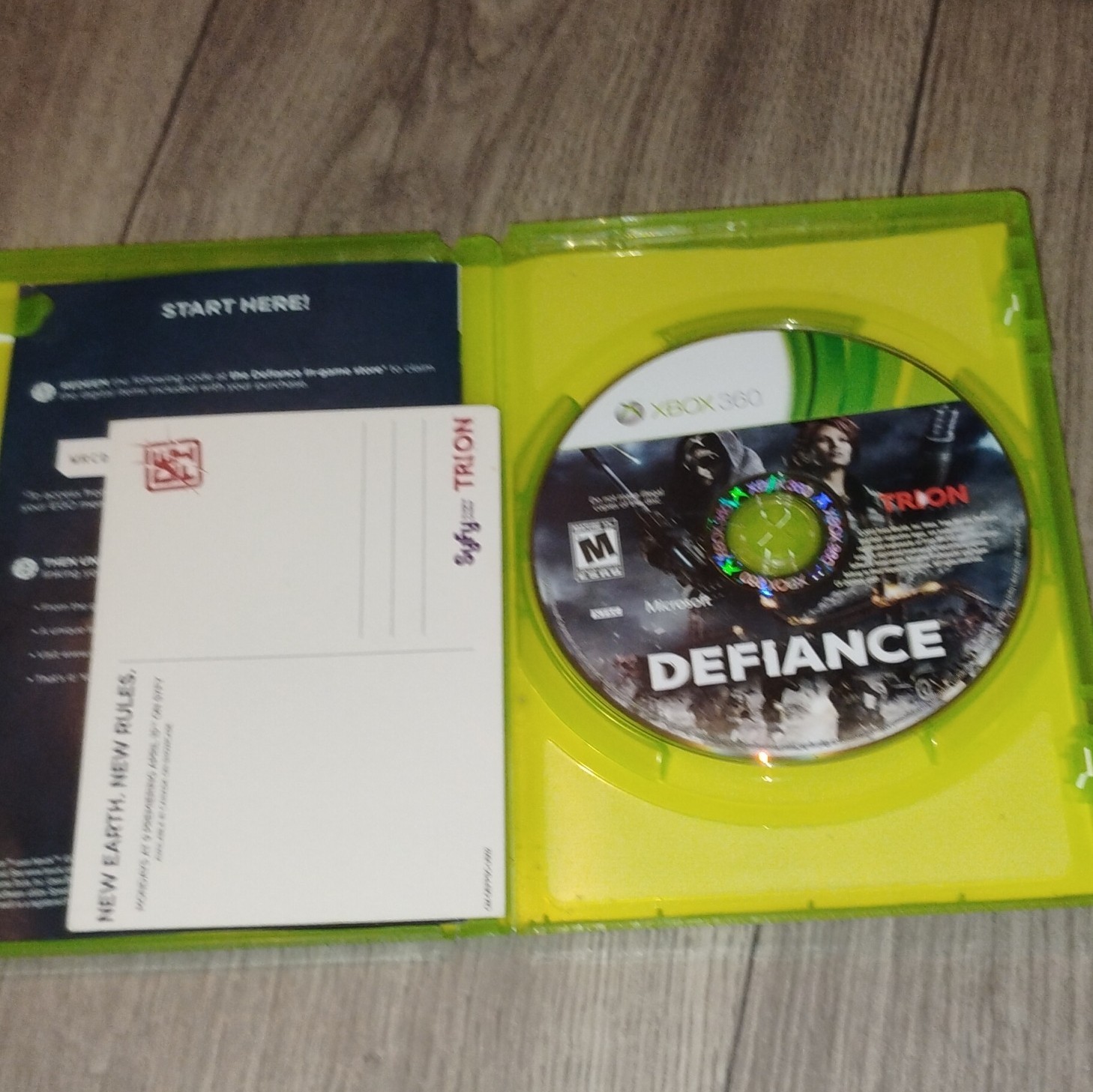Trion Defiance Shooter Xbox 360 Better with Kinect NTSC-U/C w/ Case Inserts