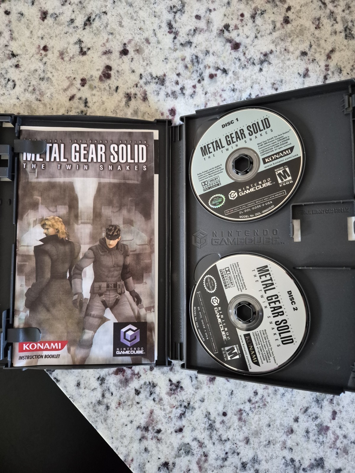 Metal Gear Solid: The Twin Snakes Nintendo GameCube Complete in Box