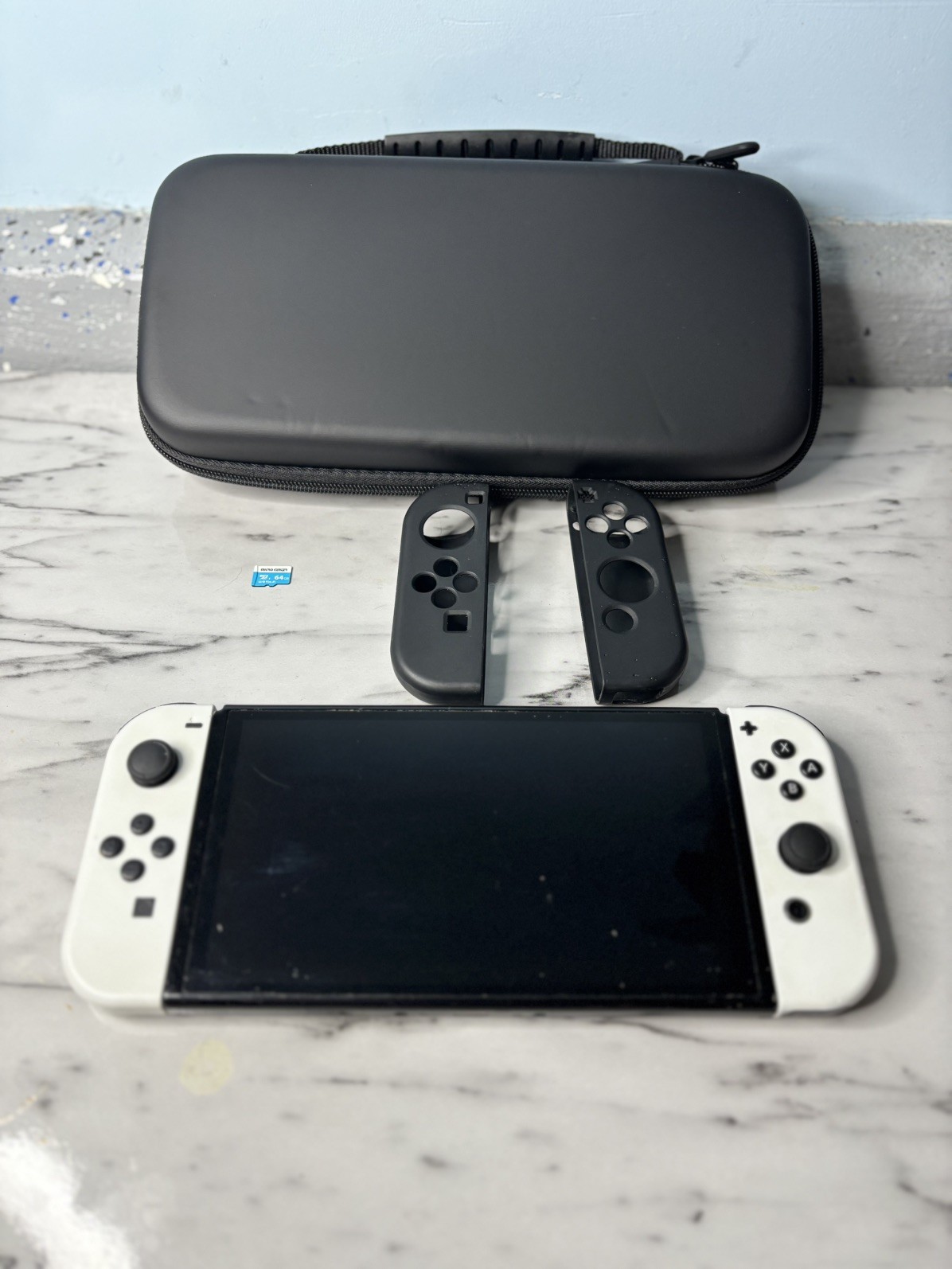 Nintendo Switch OLED HEG-001 Console + 64 GB MicroSD-Read Description