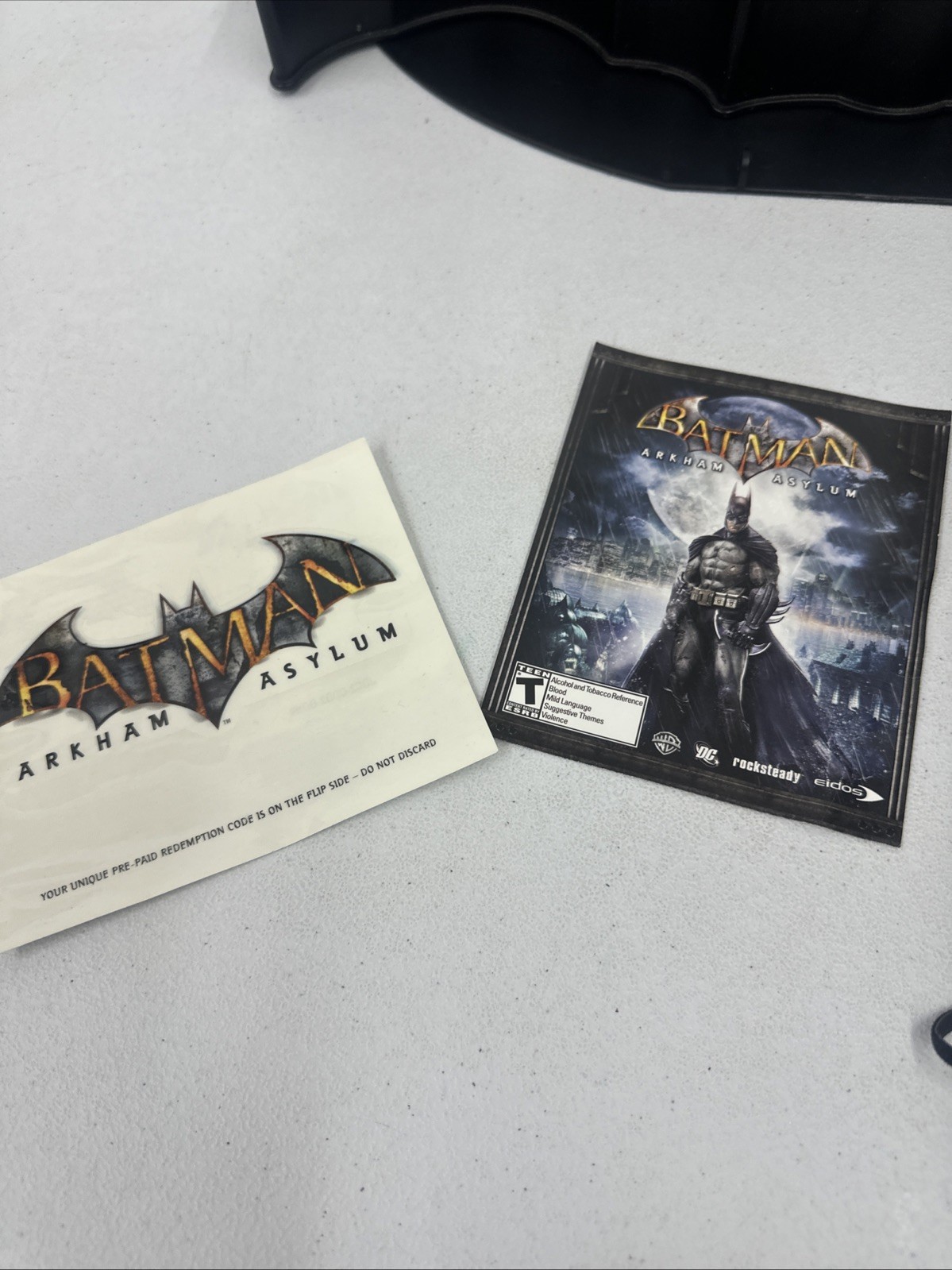 Batman Arkham Asylum Collectors Edition Wing Case, Batarang, Book No Game Wear