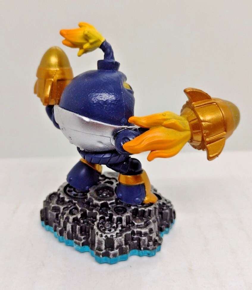 Countdown Tech Swap Force Skylanders Bomb Character Figurine 2013 84747888