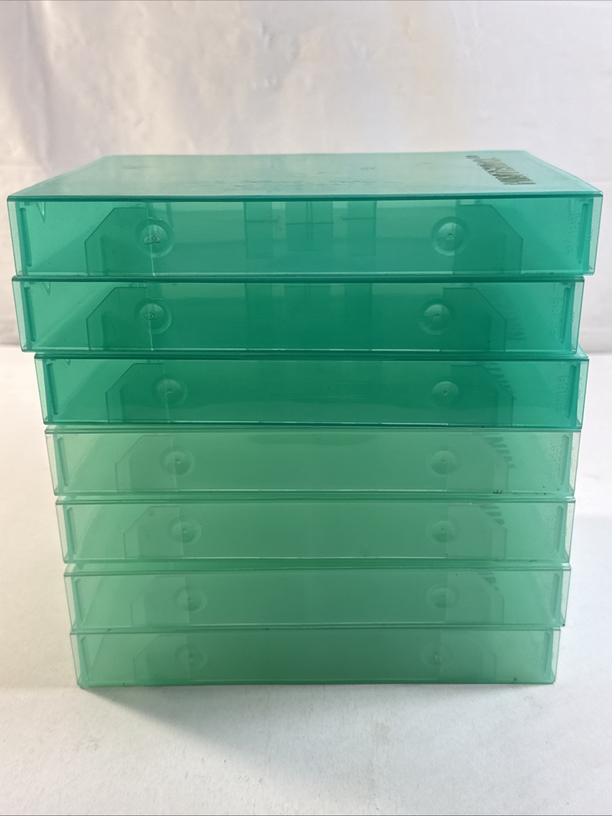Nintendo 64 N64 Storage Plastic Clamshell Game Hard Case OEM 7 Light/Dark Green