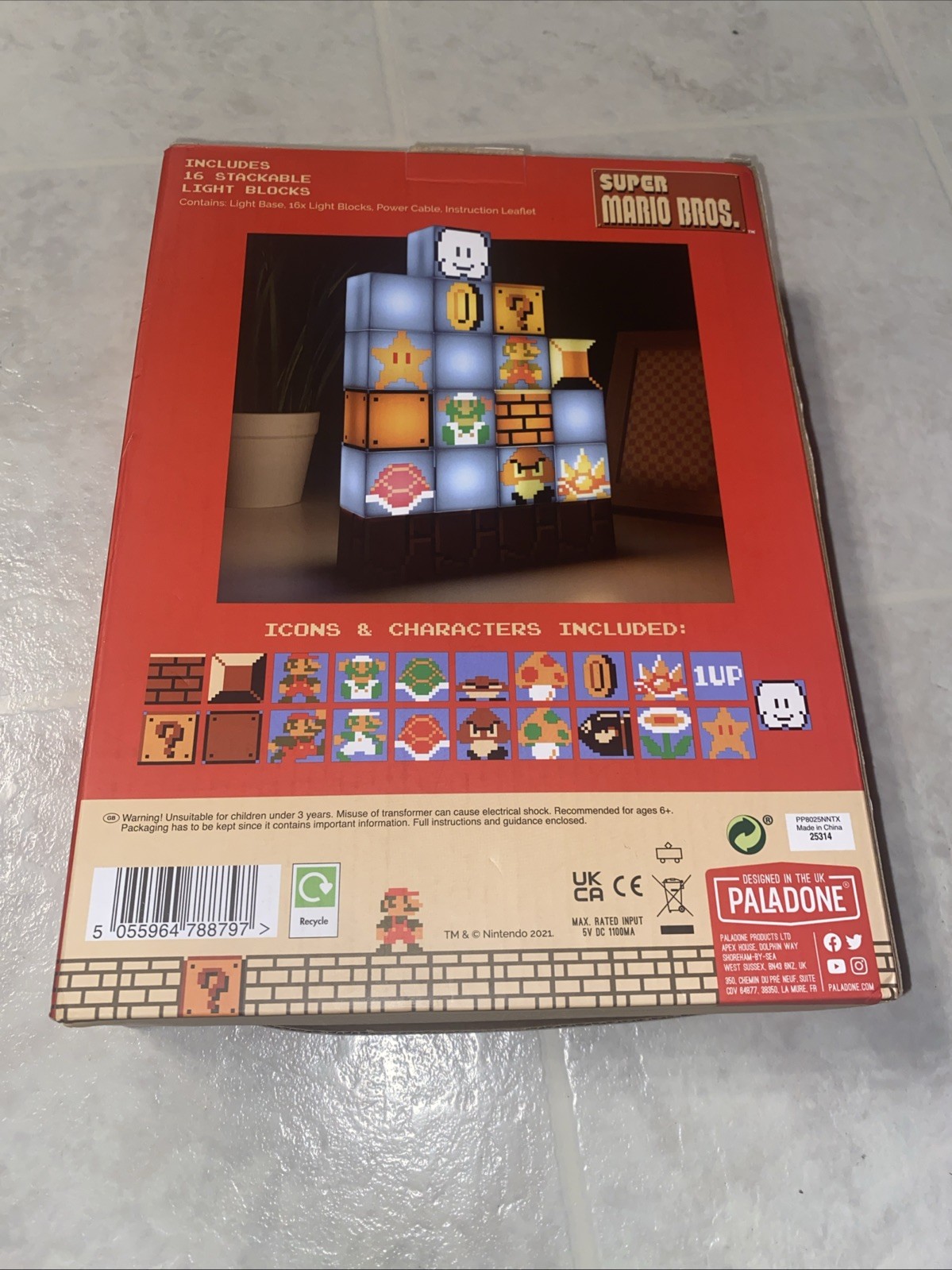PALA DONE Super Mario Bros Build a Level Light 16 light blocks included 21 icons