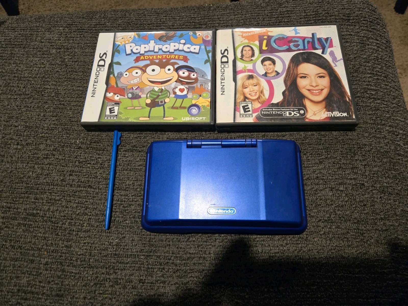 Nintendo DS Handheld System Blue No Charger: 2 Games included!