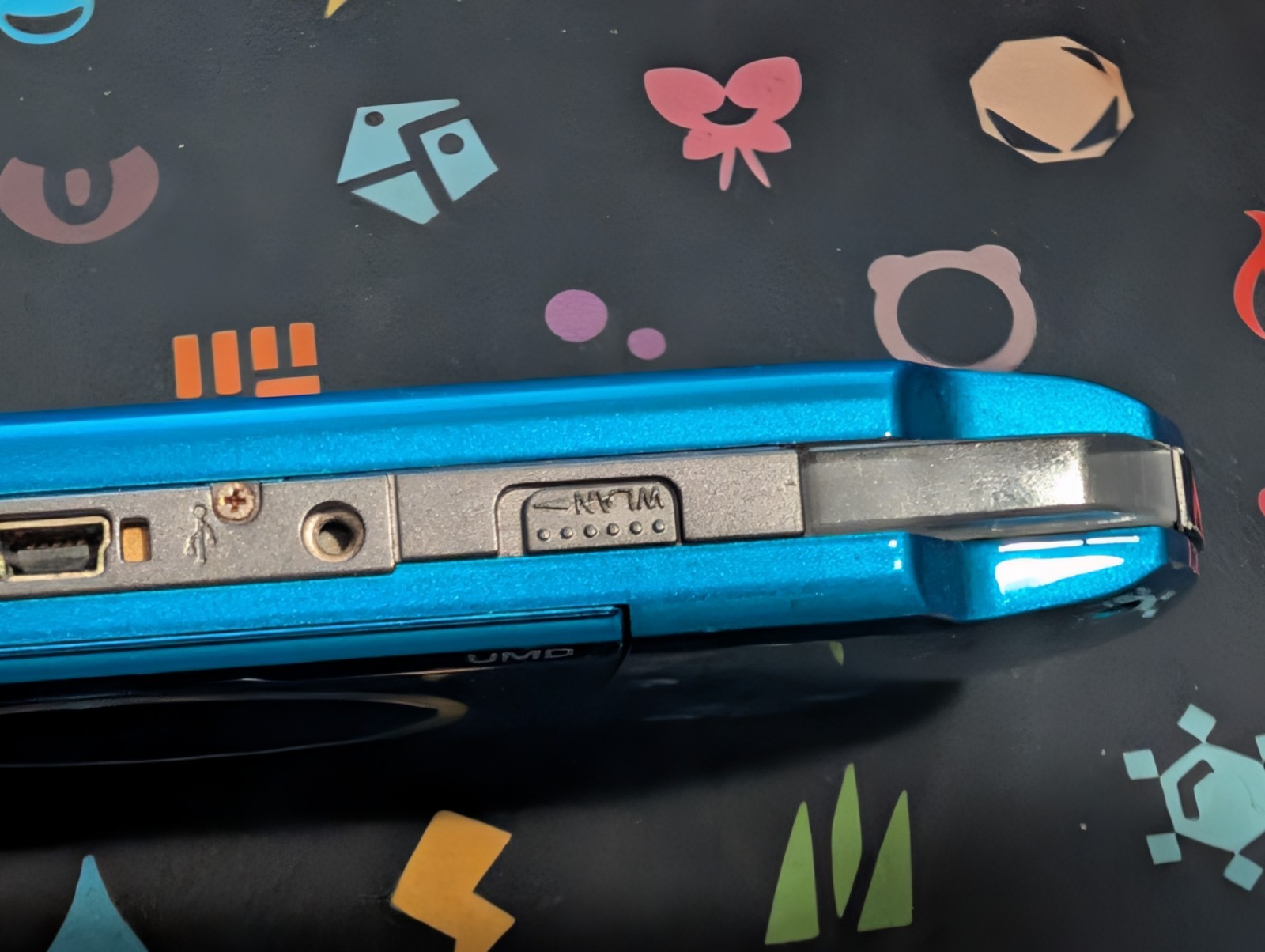 PSP 3000 Console For Parts Repair Broken Carnival Blue Japanese Version Import