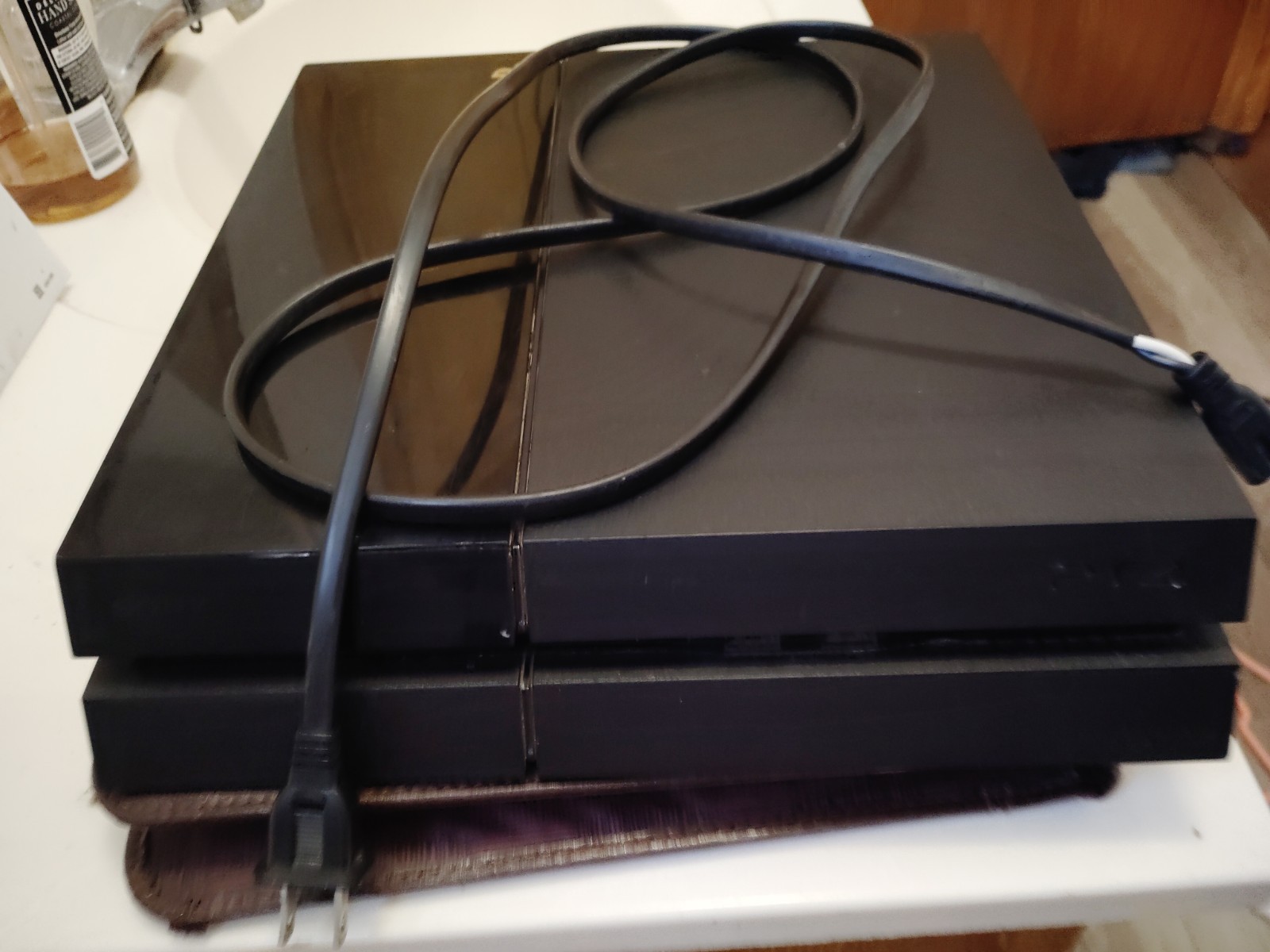 Sony PlayStation 4 PS4 Black Console CUH-1001A 500GB – POWER TESTED ONLY