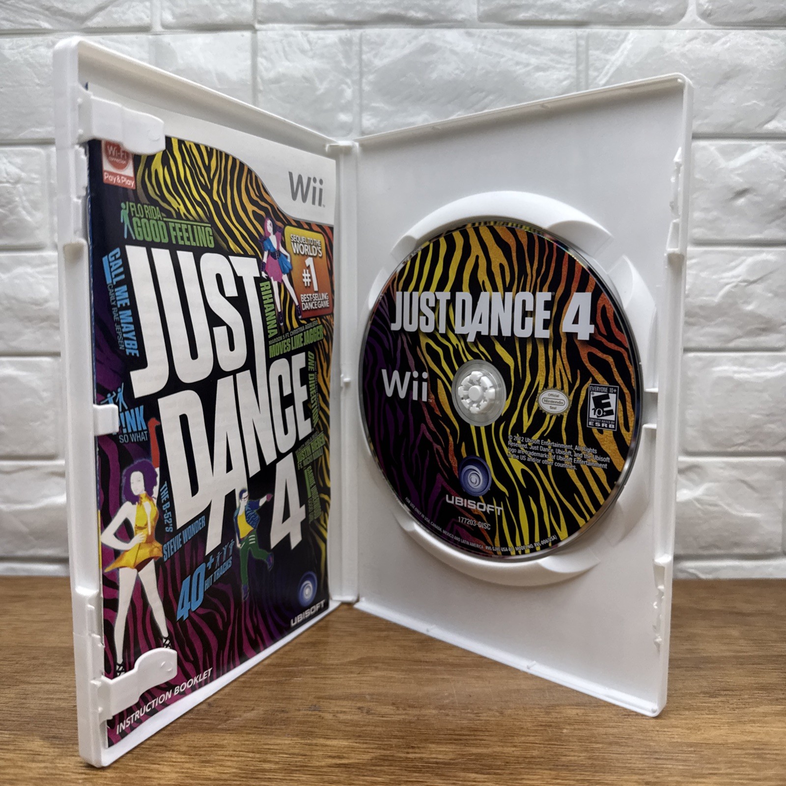 Just Dance 2 & 4 Bundle (Nintendo Wii, 2012) CIB Refurbished 1 Yr Warranty