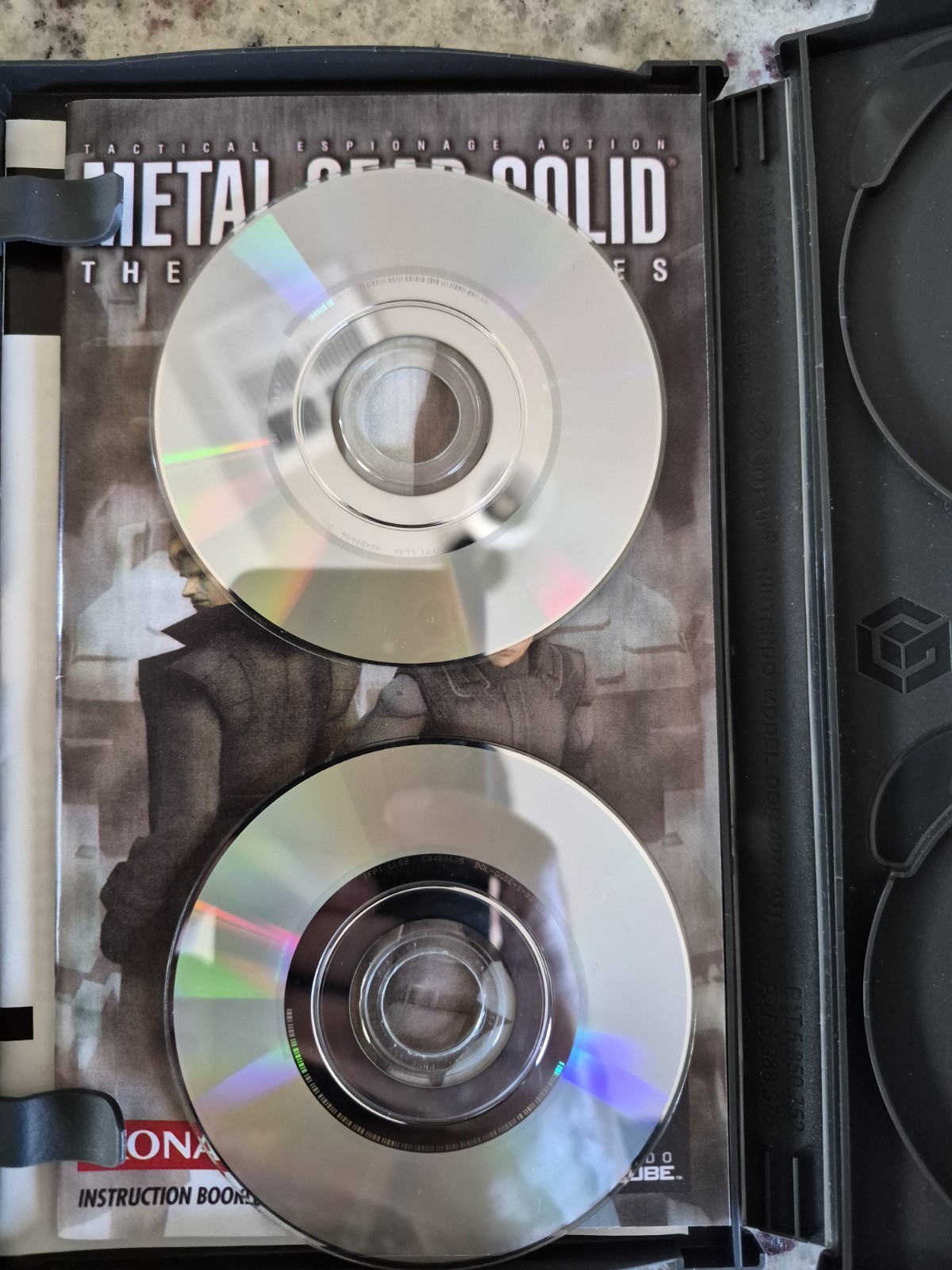 Metal Gear Solid: The Twin Snakes Nintendo GameCube Complete in Box