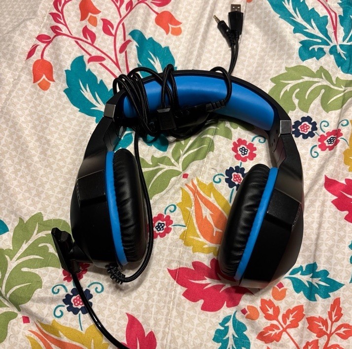 Beexcellent GM-1 Gaming Headset with Surround Sound & Noise-Isolation Microphone