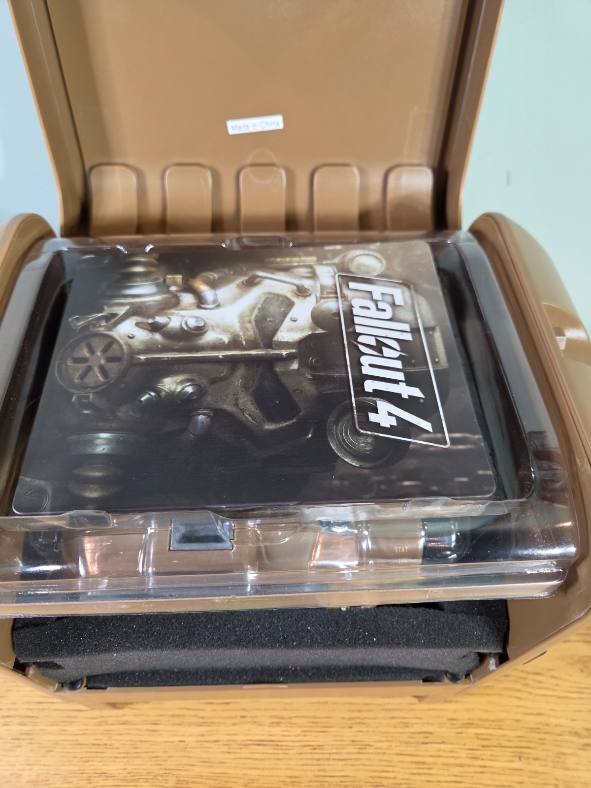 Bethesda Fallout 4 Pip-Boy Edition Limited Edition Replica for Xbox One