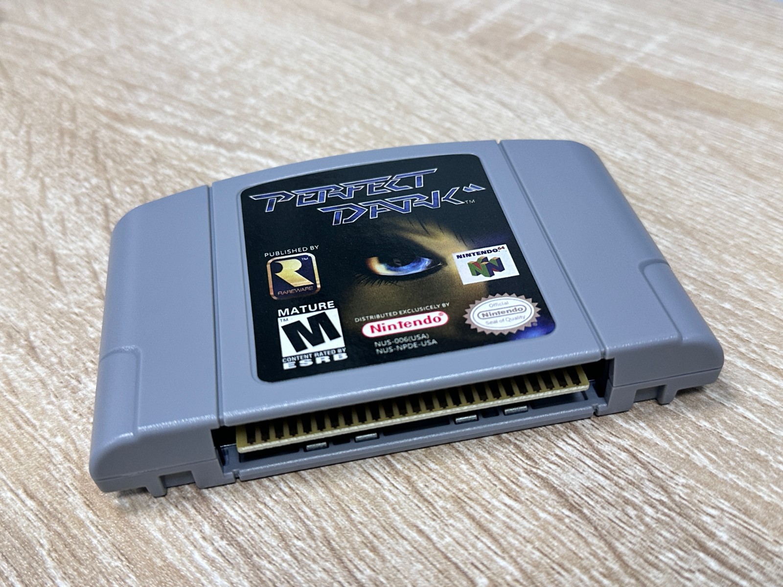 Perfect Dark. Video Game For Nintendo 64 Console USA Version