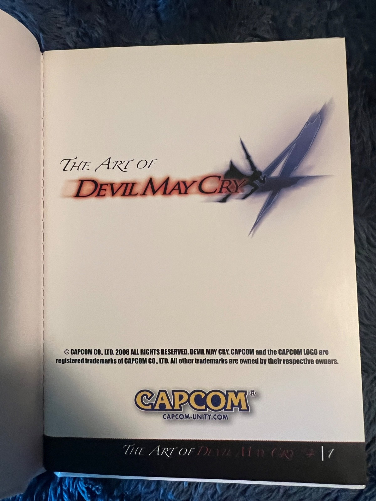 SDCC CAPCOM THE ART OF DEVIL MAY CRY 4 MINI HARDCOVER BOOK