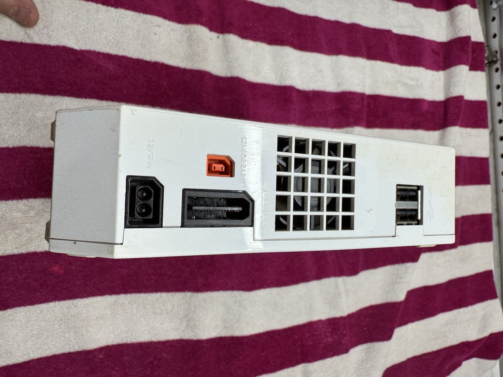 Nintendo Wii RVL-001 512 MB Home Console – White (Parts Only)