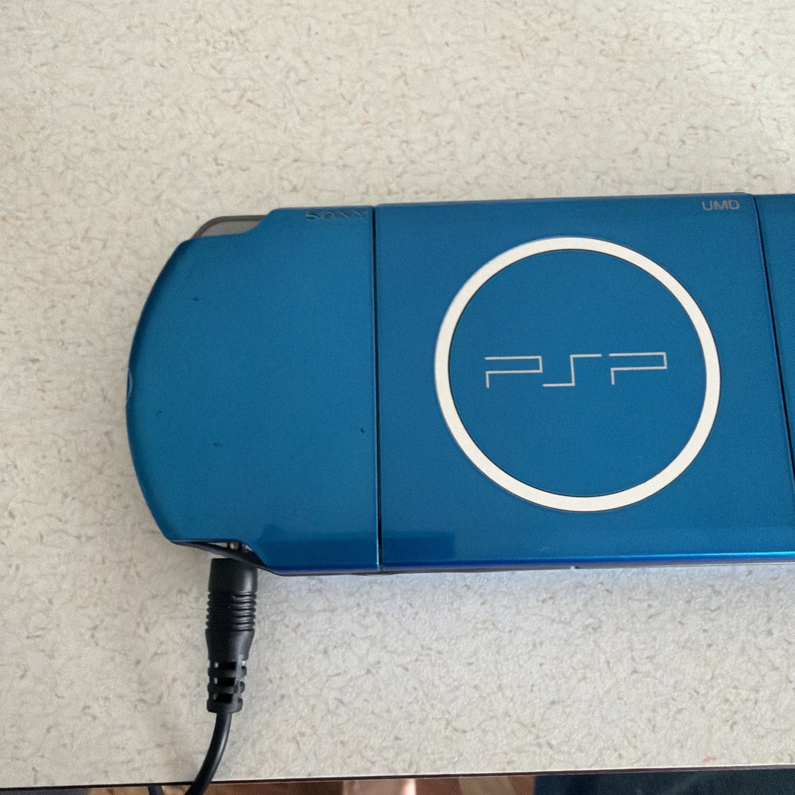 Sony PSP-3000 Vibrant Blue Handheld Console Games 128 Gb Sd Card Charger