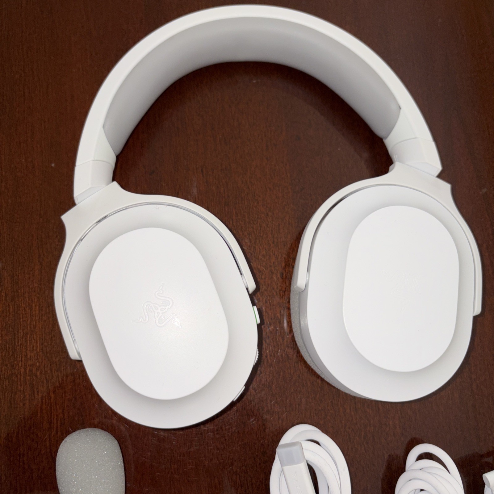 OPEN BOX Razer Barracuda X Wireless Gaming Headset – Mercury White
