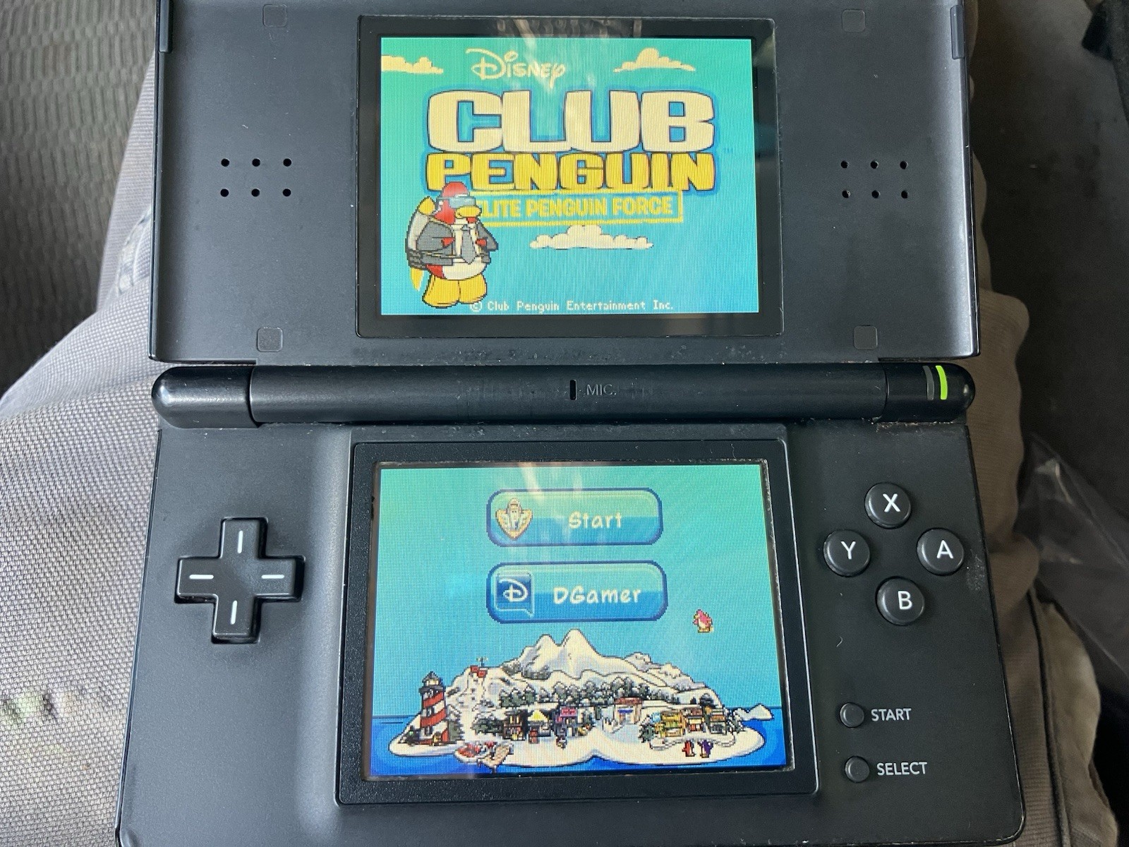 Nintendo DS Lite Black Bundle, 10 Games, 7 DS, 3 GBA, Mario, TMNT, Charger, Case
