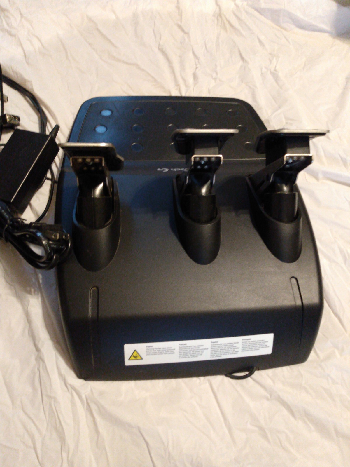 Logitech G29 Driving Force Racing Wheel and Floor Pedals Black NOT WORKING AS IS