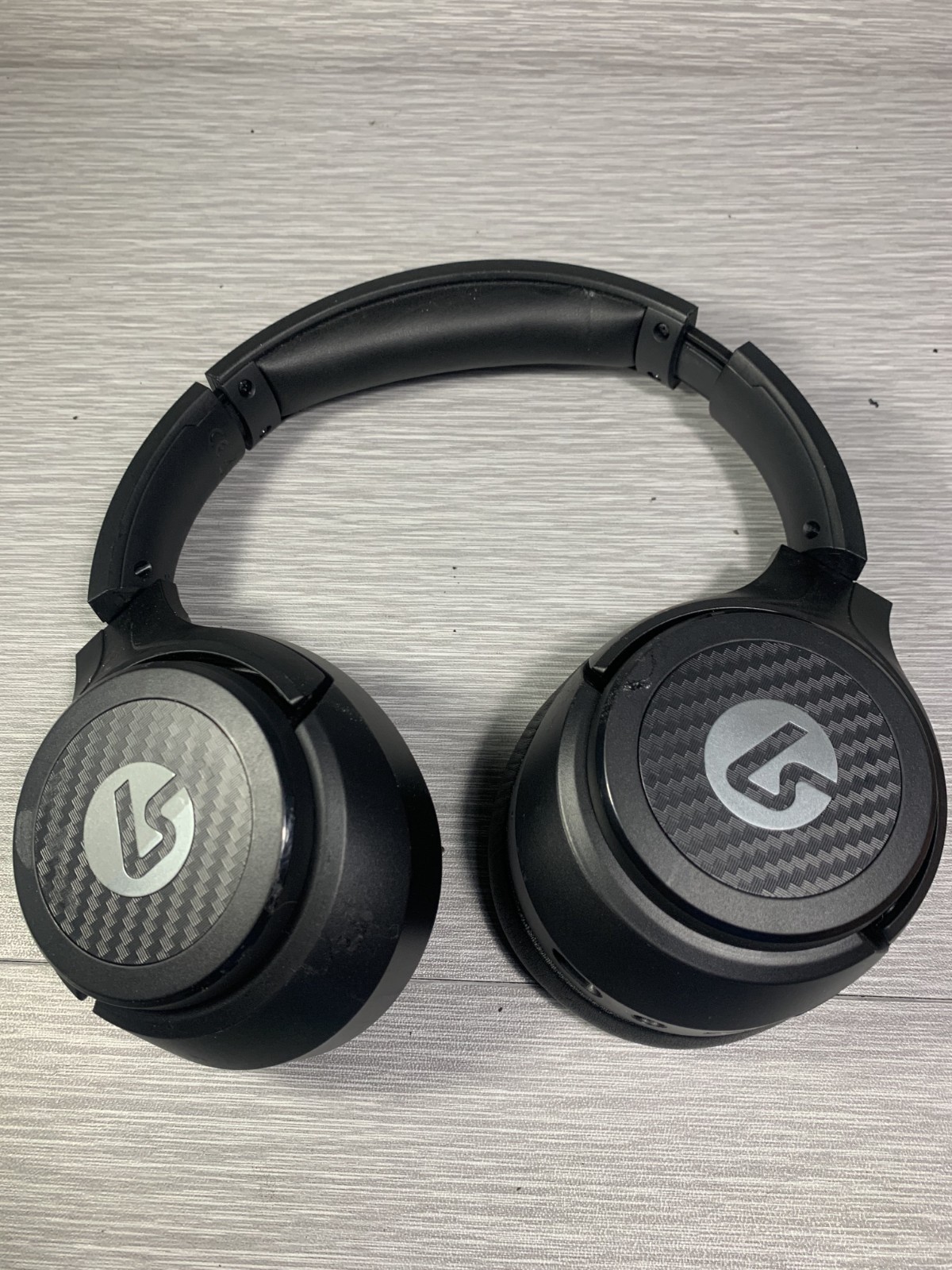 FOR PARTS – LucidSound LS10P Gaming Headset for PS4 Not Working